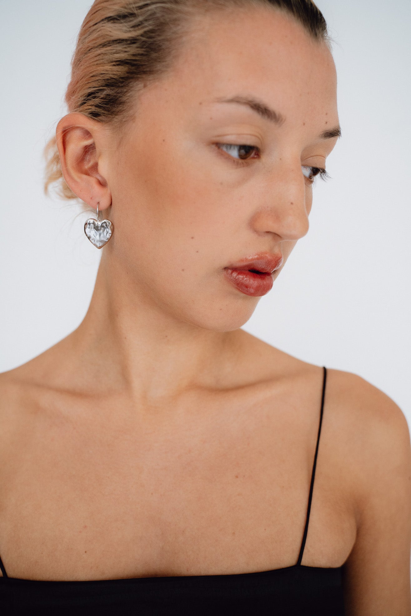 MONDO MONDO, Heart Burn Earrings, White Bronze