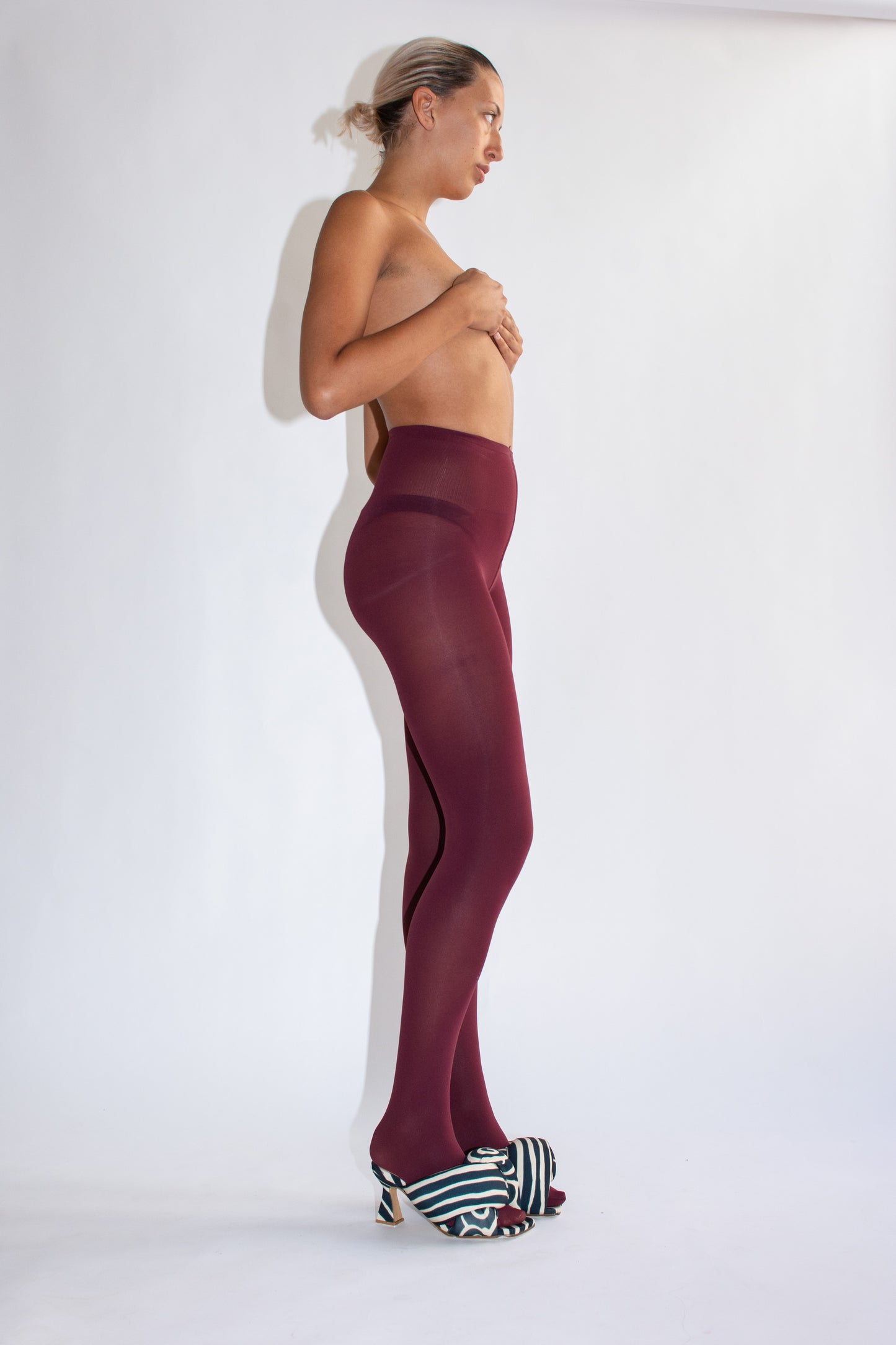 SWEDISH STOCKINGS, Olivia Premium Tights, Deep Red