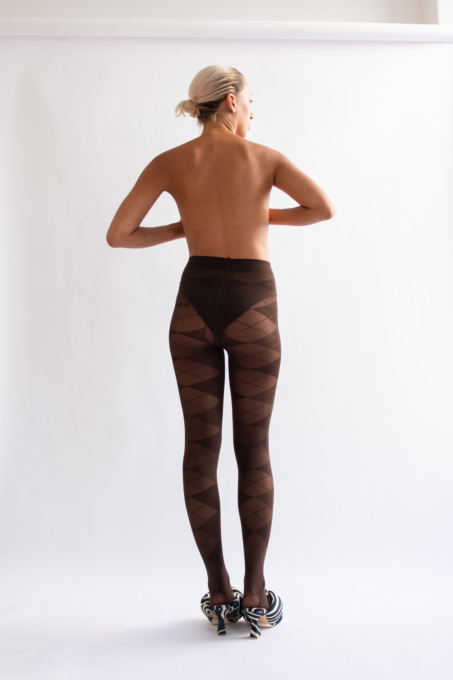 SWEDISH STOCKINGS, Rebecka Argyle Tights, Dark Brown