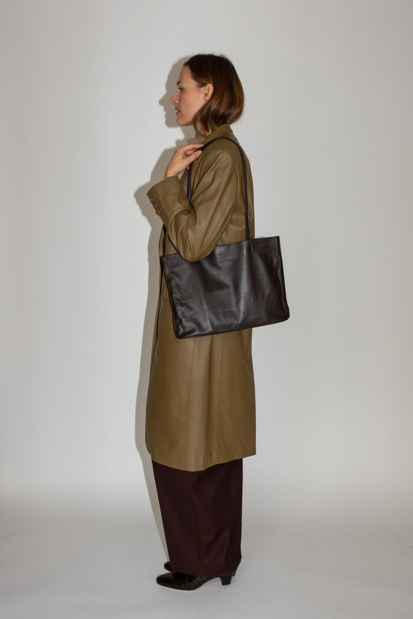 MODERN WEAVING, Narrow Oval Relaxed Tote, Braun