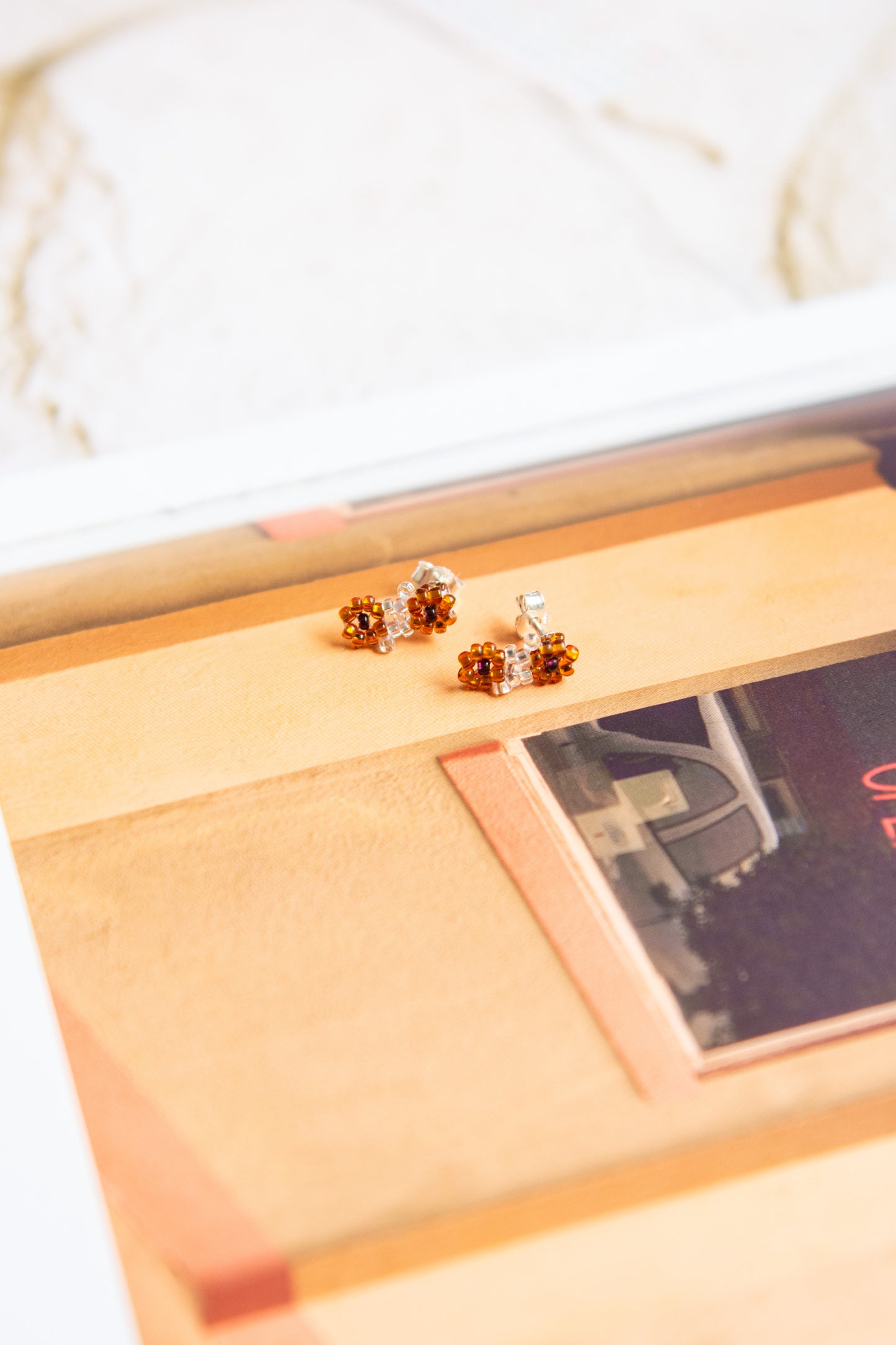 PURA UTZ, Double Flower Ear Stick, Brown