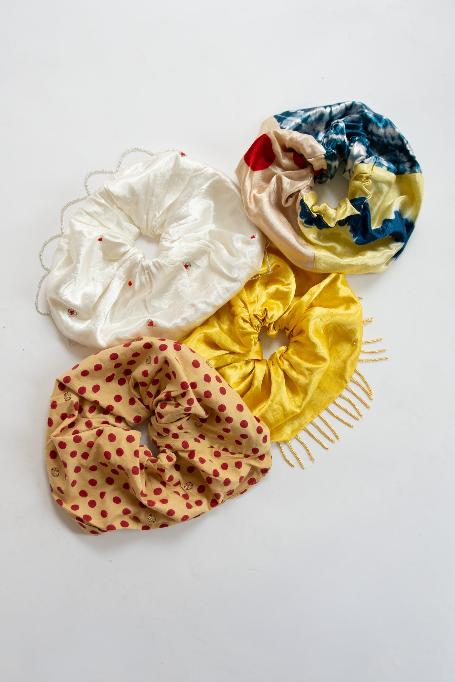 TIGRA TIGRA, Tikki XL Scrunchie, White