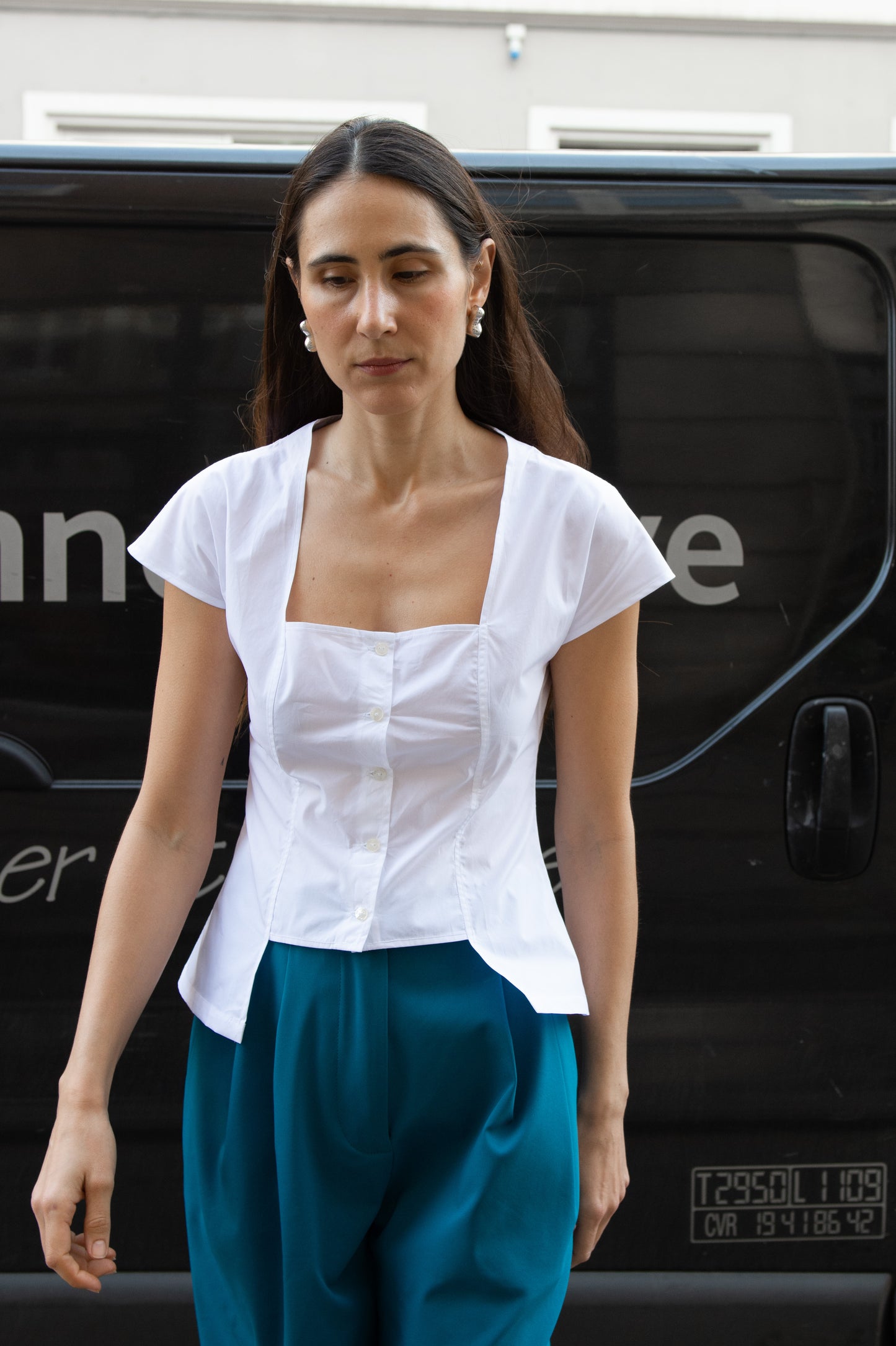 MR. LARKIN, Sonya Top, Paper