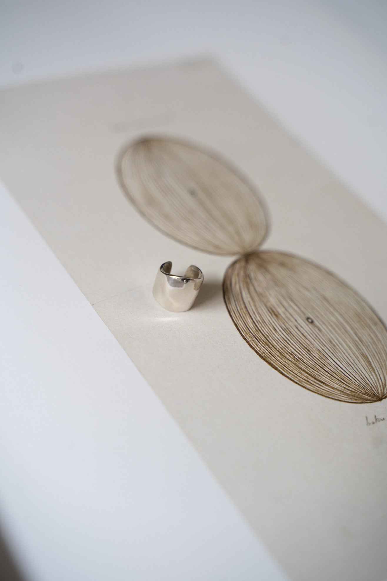 FARIS, Bubble Ear Cuff Small, Silver