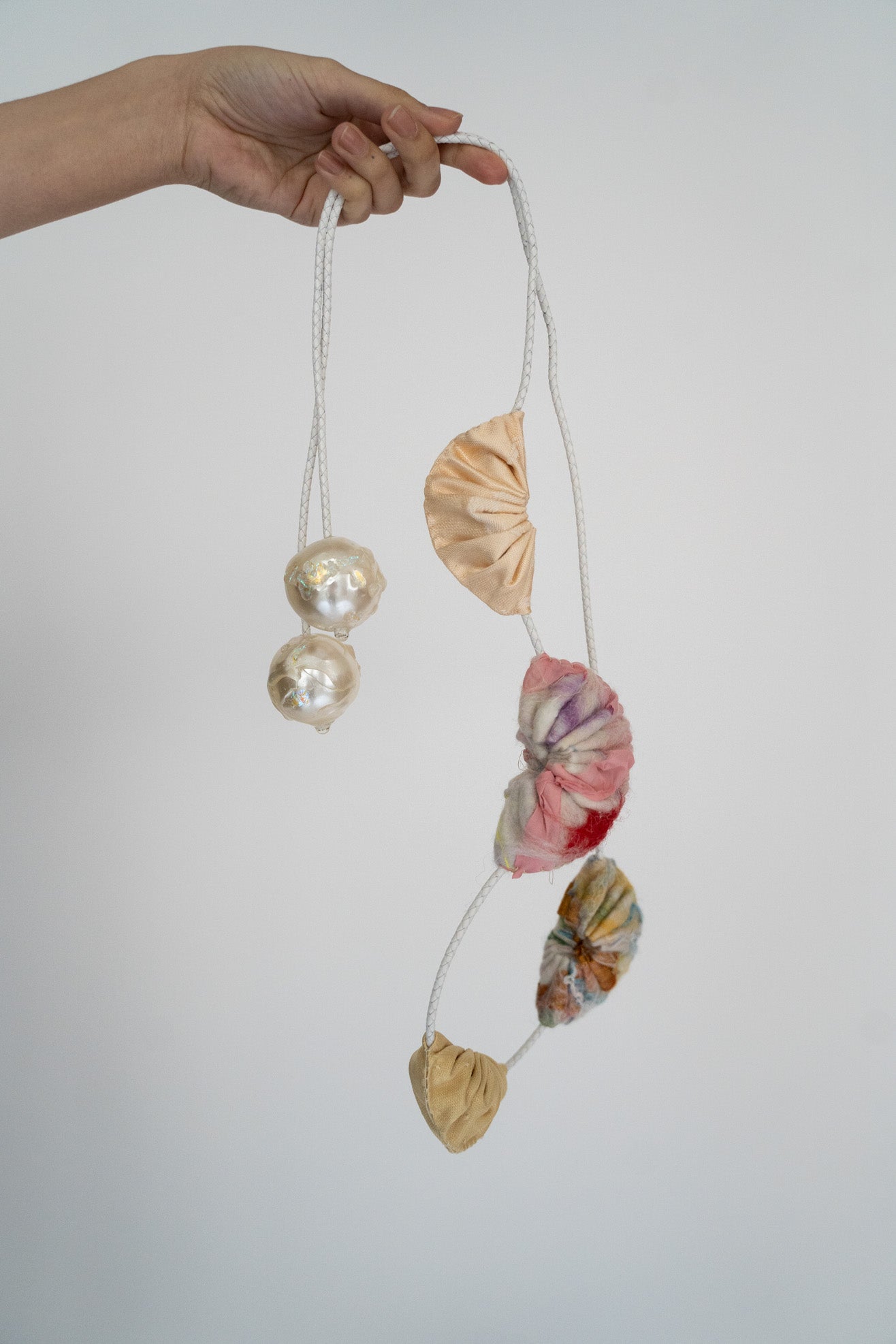 ISSHI, Fantasy Dumpling Belt, Aura