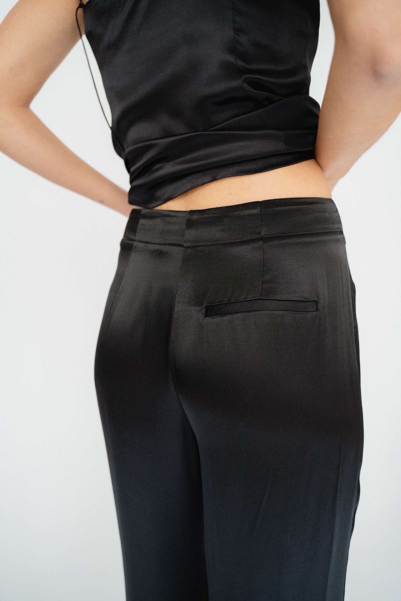 MR. LARKIN, Charlie Pant Satin, Black