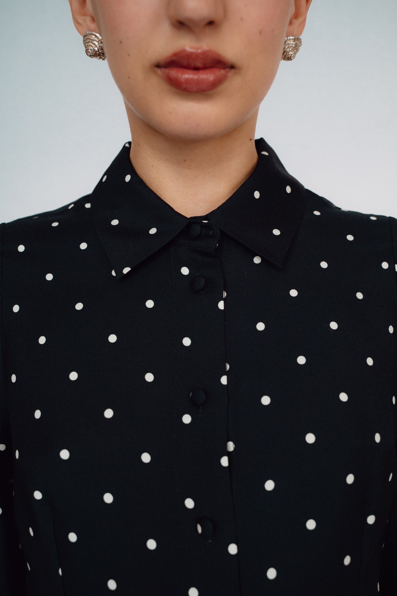 MR. LARKIN, Tillie Shirt, Ink/Ivory Big Dot