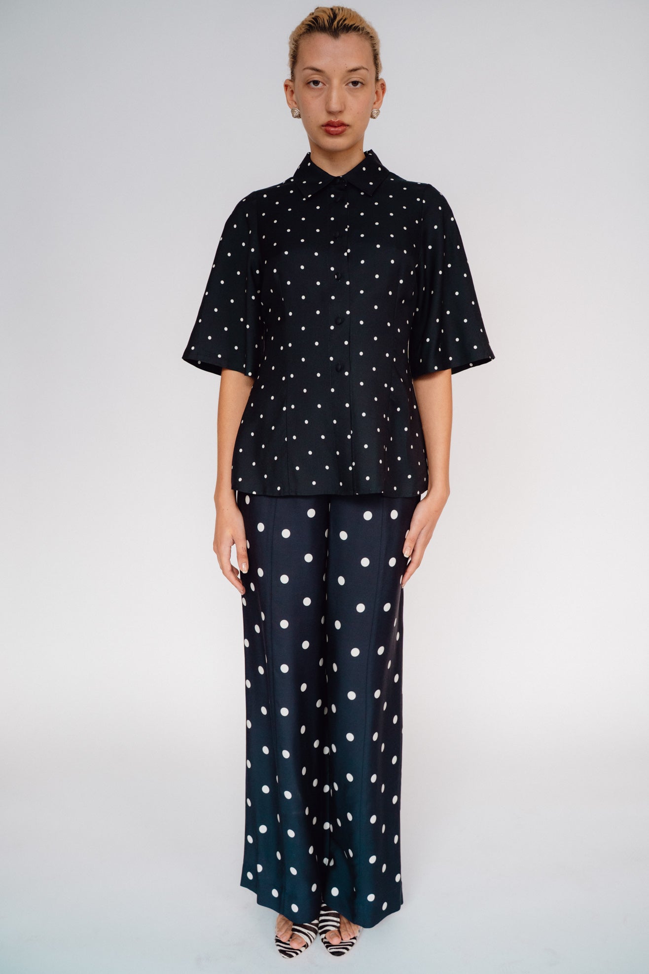 MR. LARKIN, Tillie Shirt, Ink/Ivory Big Dot