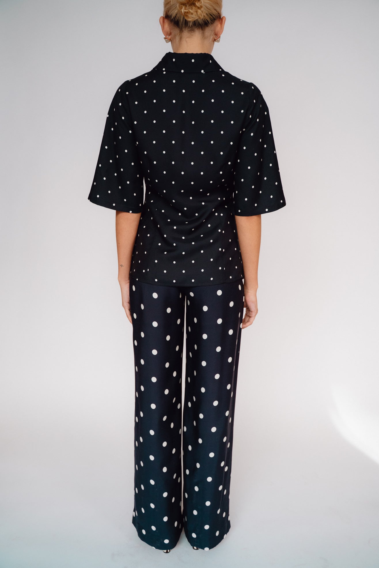 MR. LARKIN, Tillie Shirt, Ink/Ivory Big Dot