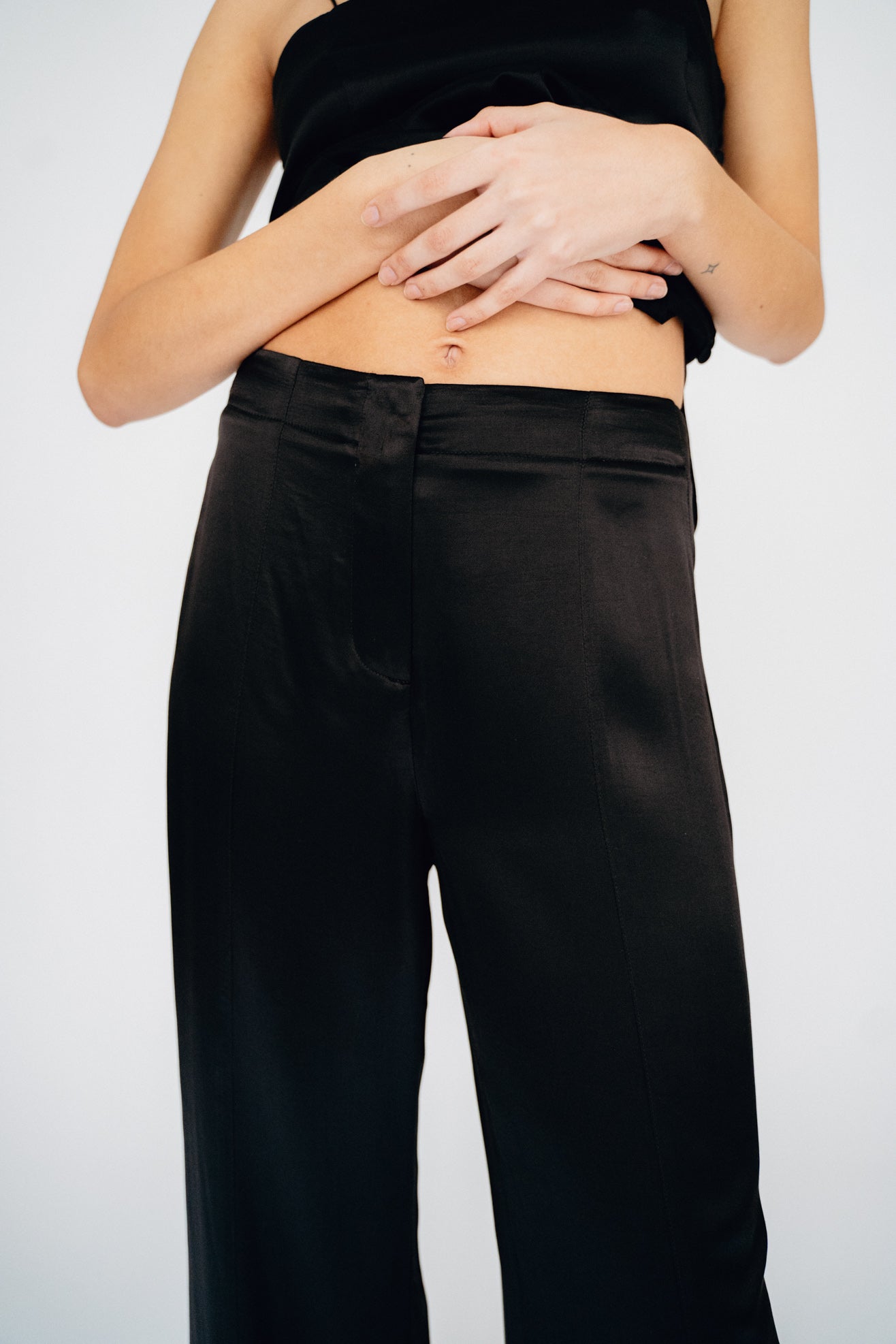 MR. LARKIN, Charlie Pant Satin, Black