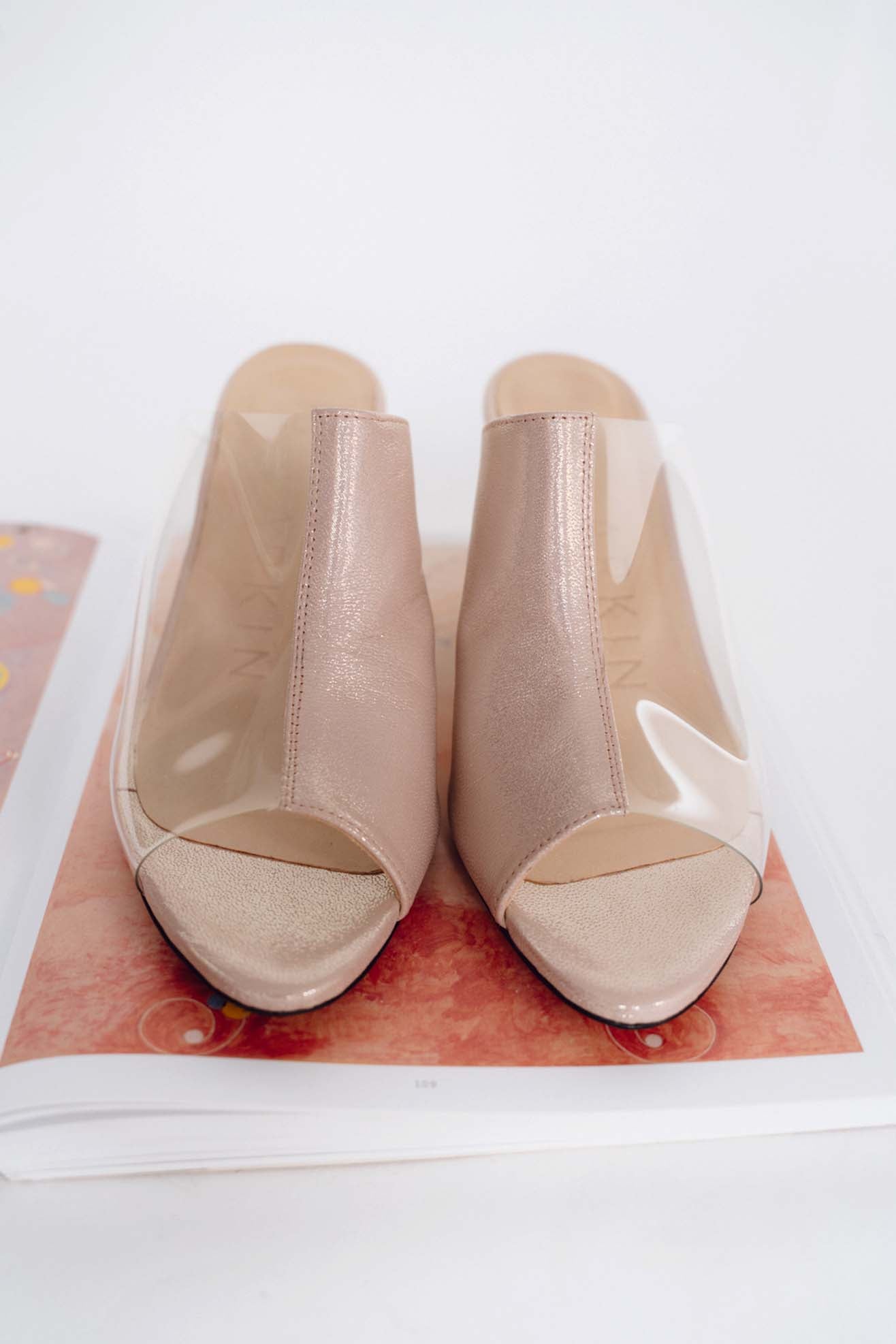 MR. LARKIN, Elliott Wedge, Glitter
