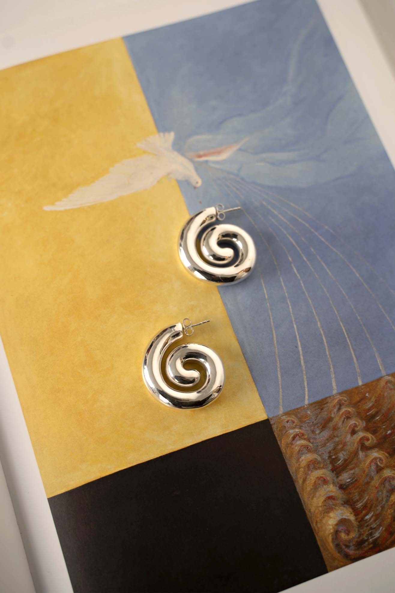 NOMIA, Puffy Spiral Earrings