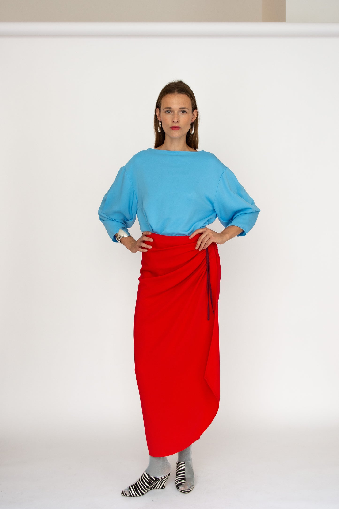 MR. LARKIN, Bansari Skirt, Lipstick Red