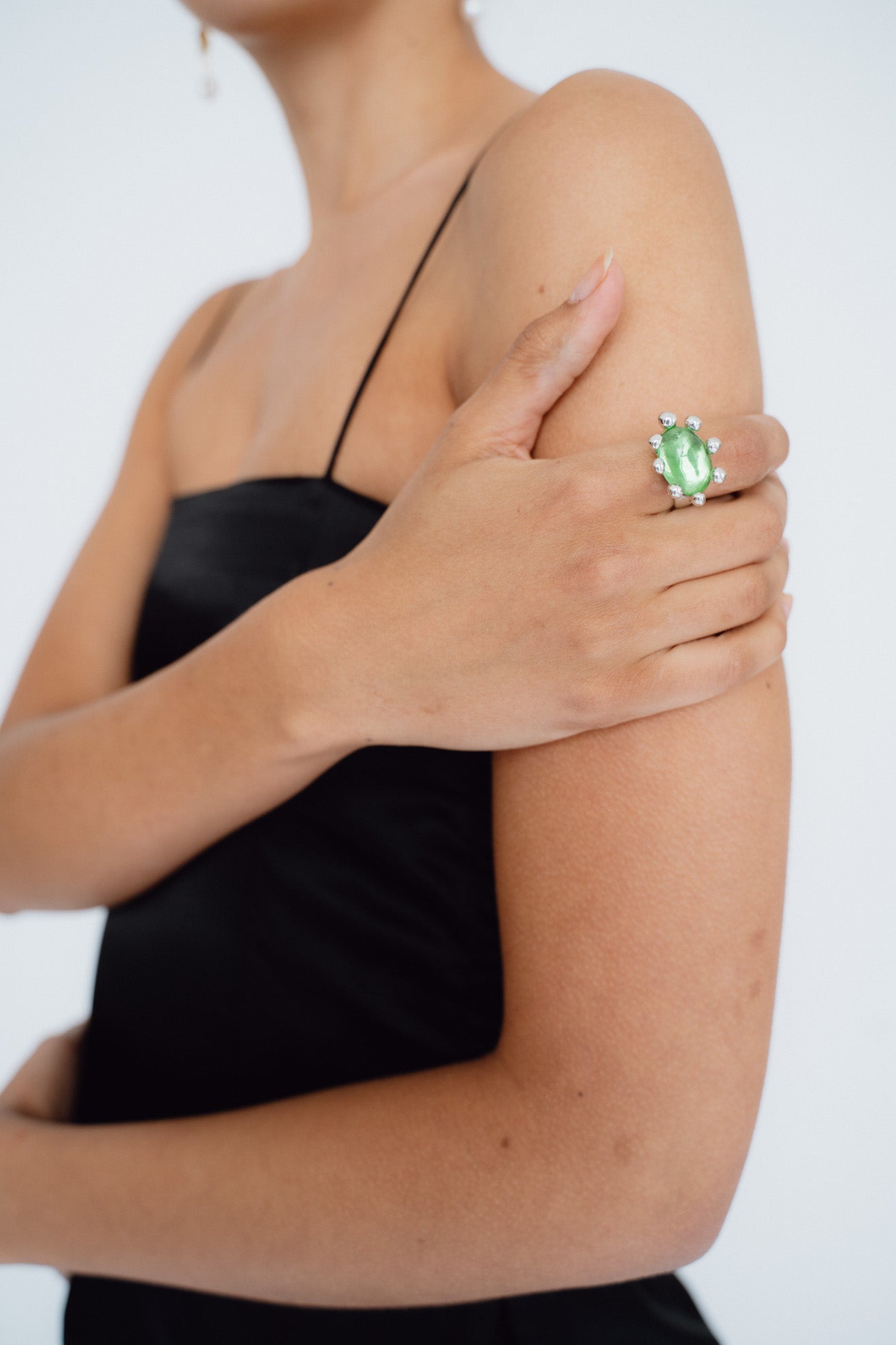 MONDO MONDO, Diva Ring