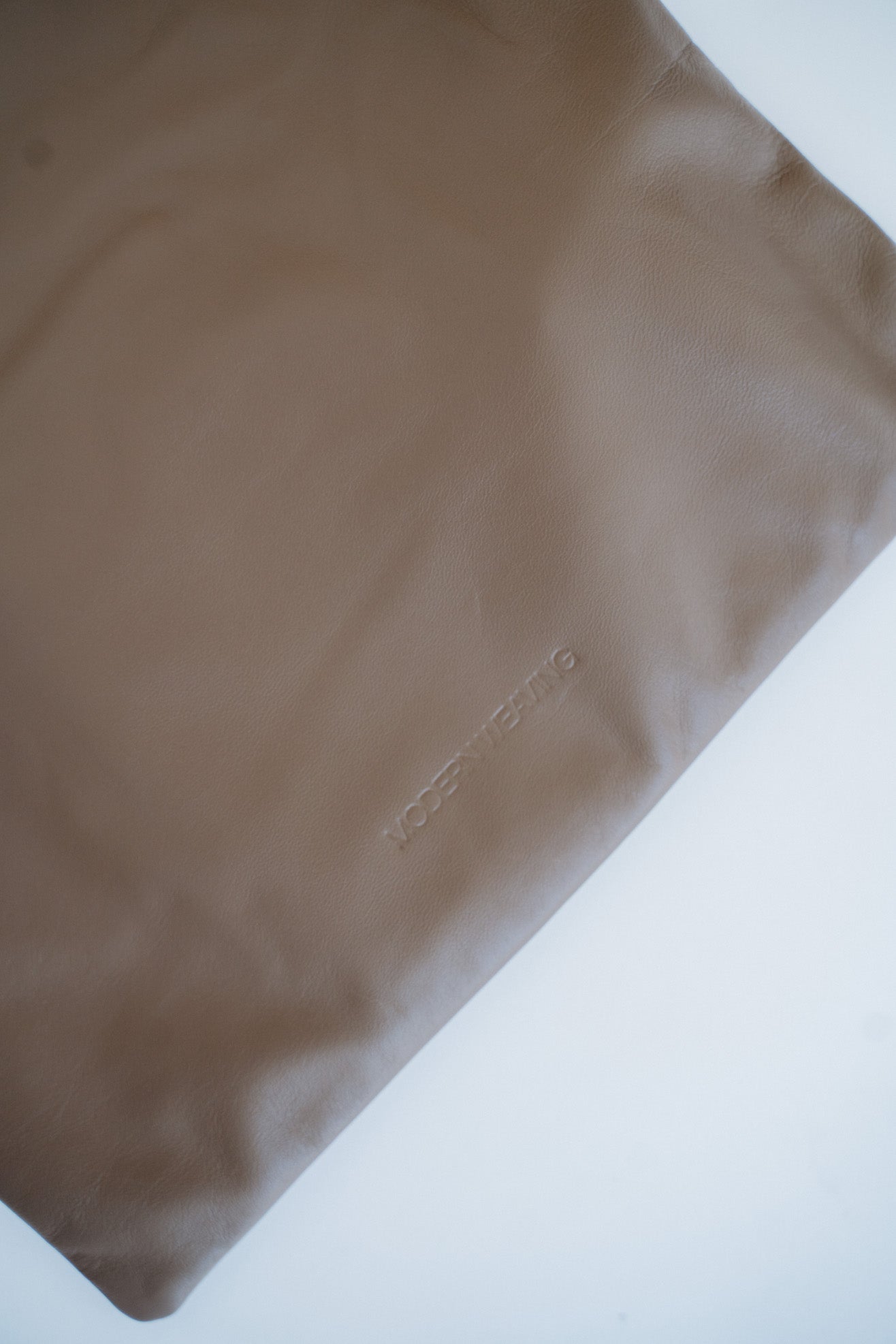 MODERN WEAVING, Slim Lamb Sak