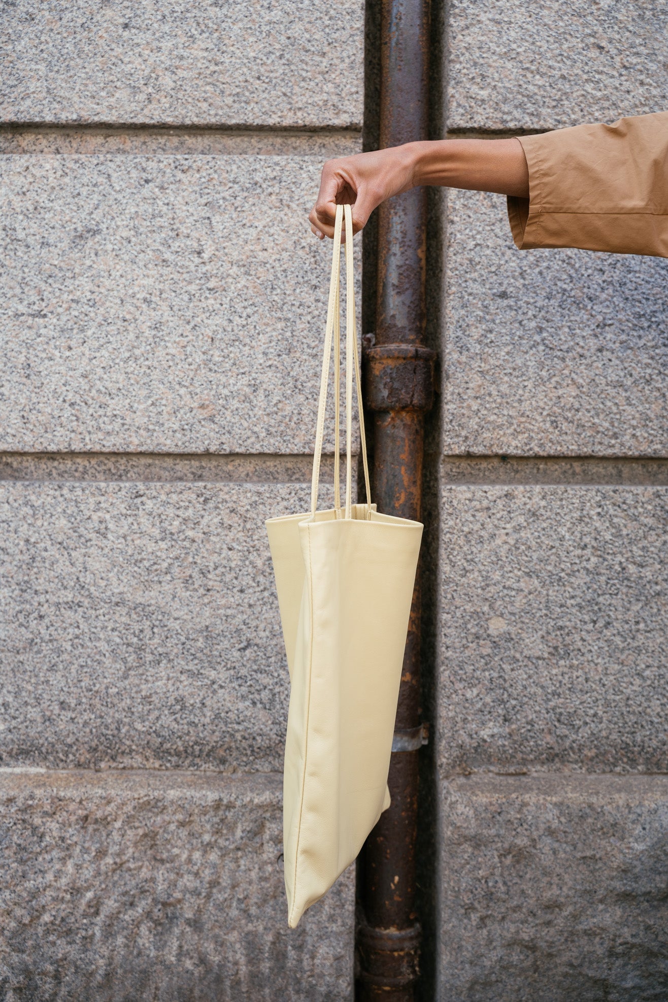 MODERN WEAVING, Slim Lamb Sak