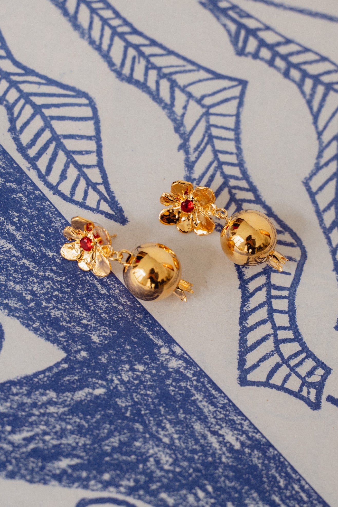 MONDO MONDO, Melograno Earrings