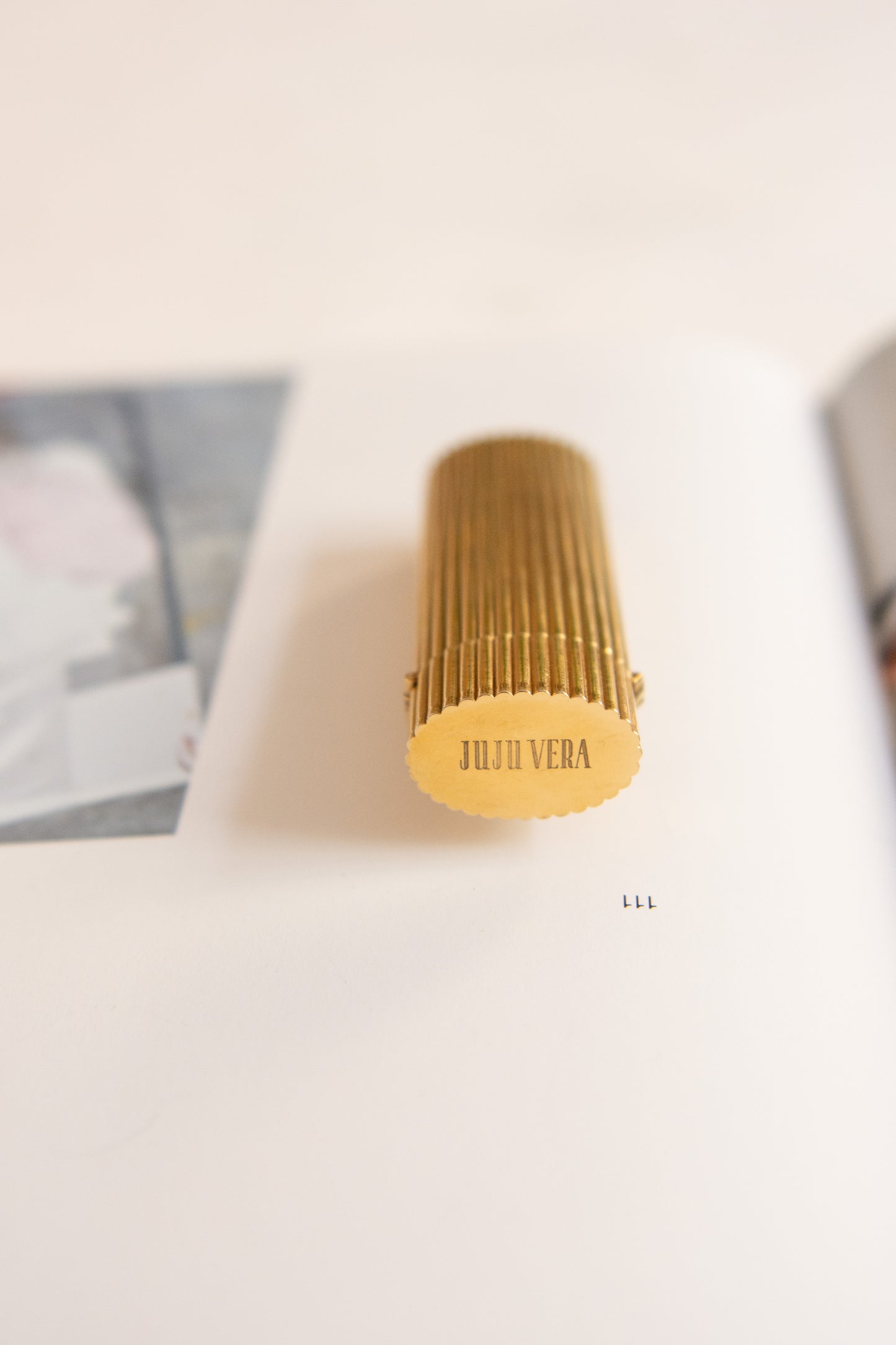 JUJU VERA, Shell Lighter Holder, Brass