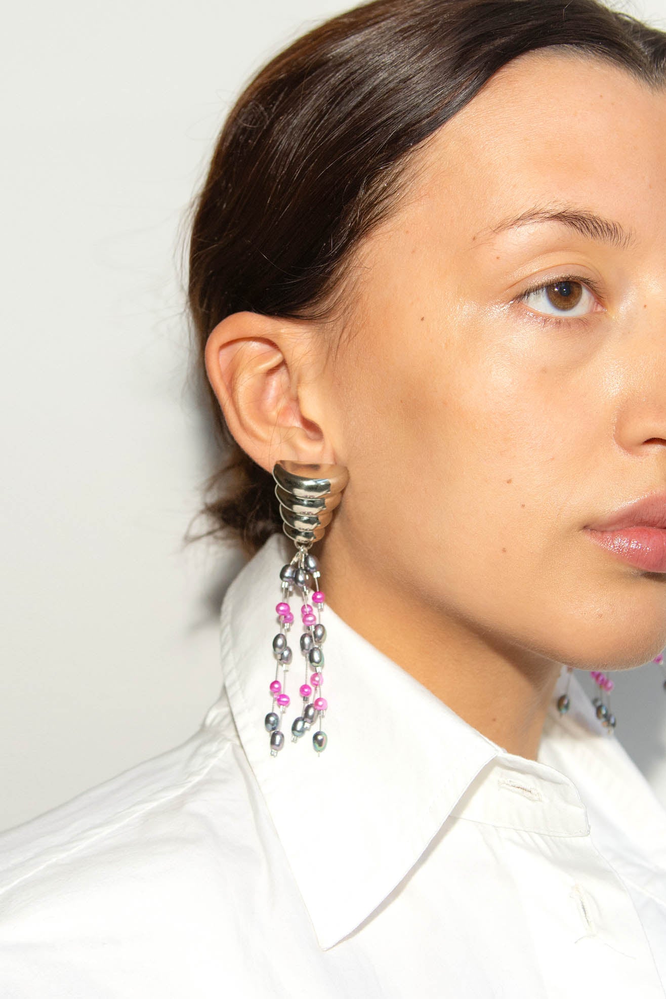 MONDO MONDO, Pupa Earrings, White Bronze Beaded