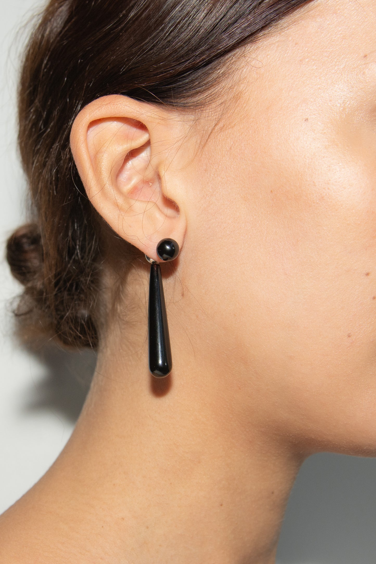 MOSQUITO, Sorela Earrings, Onyx