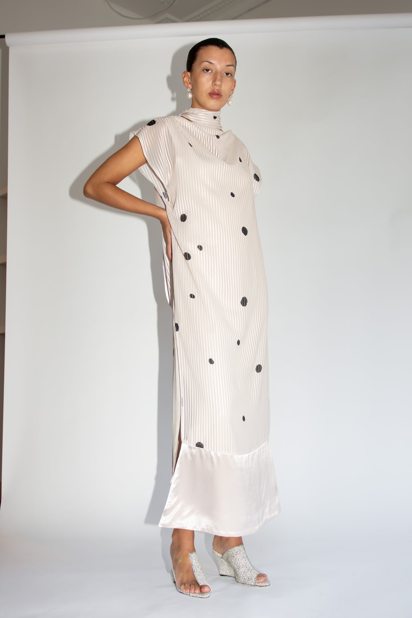 MR. LARKIN, Melissa Dress, Space Black