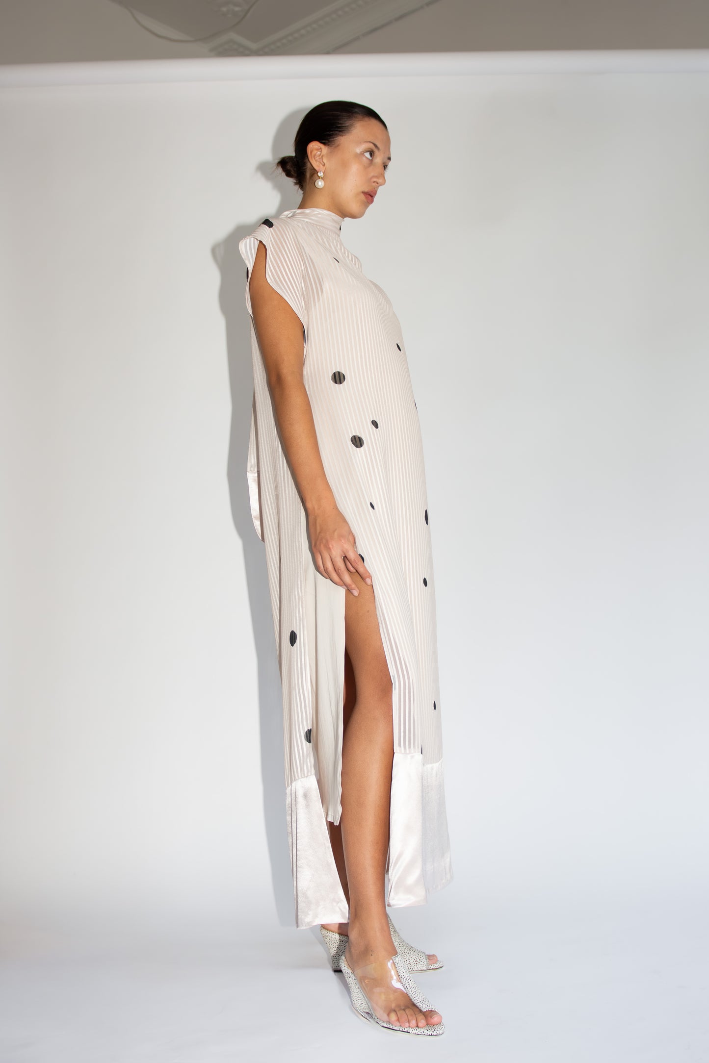 MR. LARKIN, Melissa Dress, Space Black