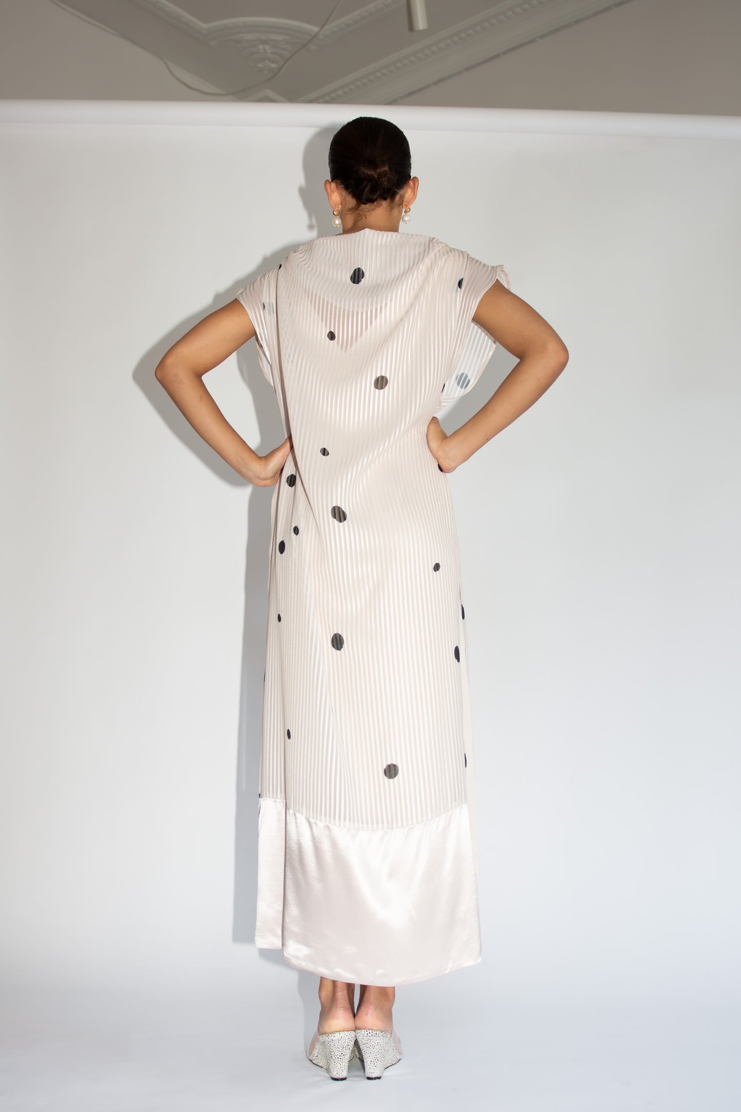 MR. LARKIN, Melissa Dress, Space Black