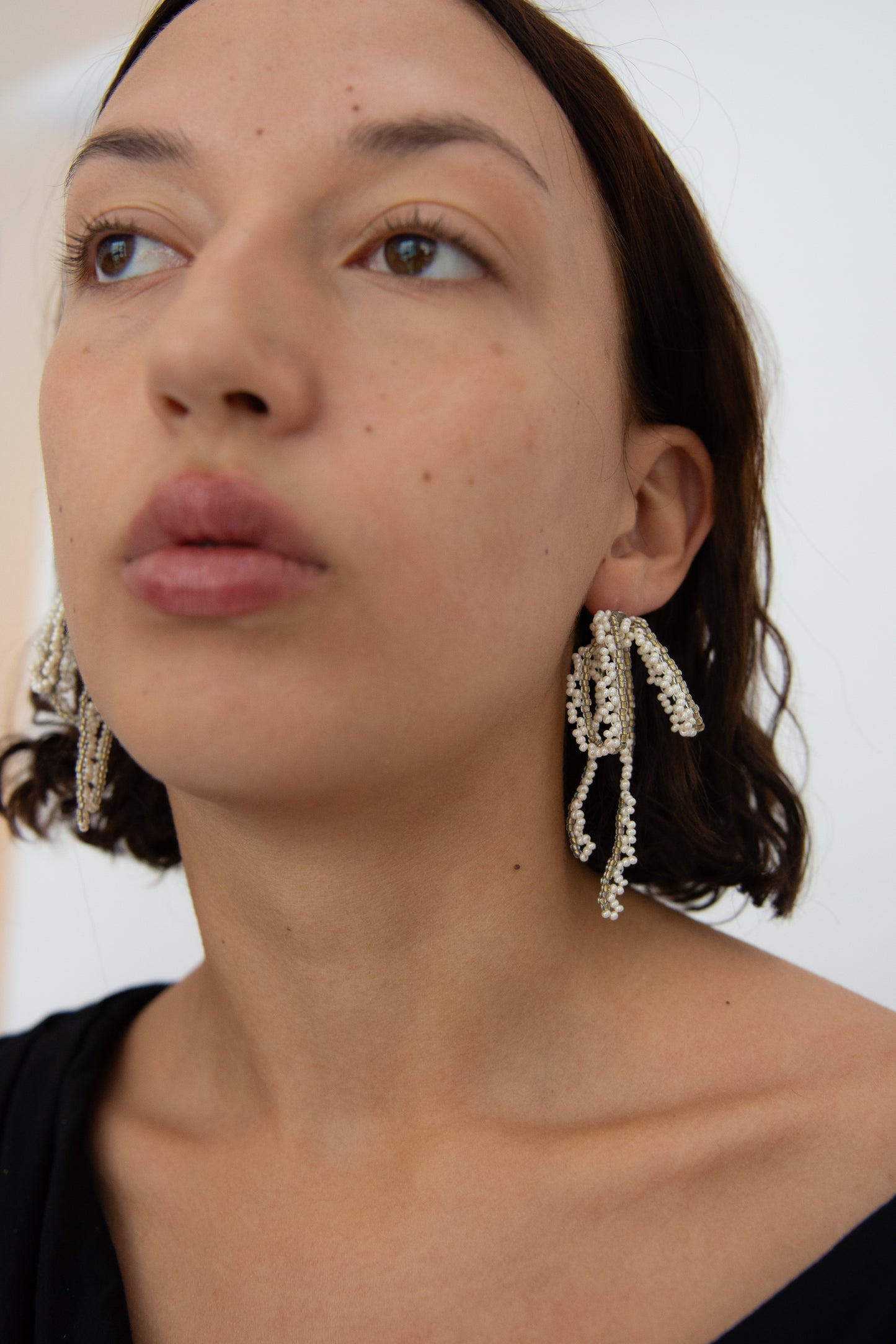 PURA UTZ, Lace Bow Ear Stick