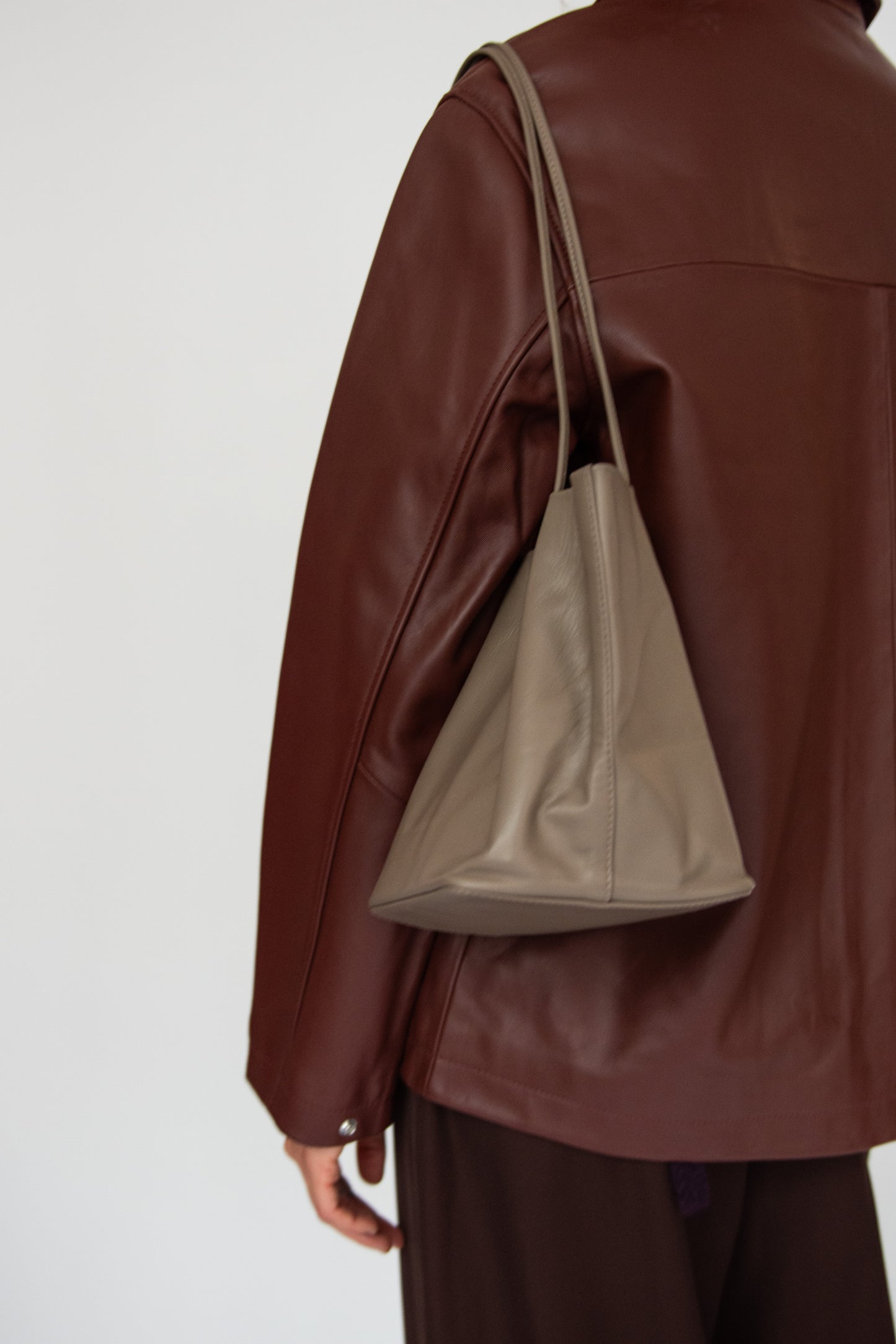 MODERN WEAVING, Relaxed Basket, Earth