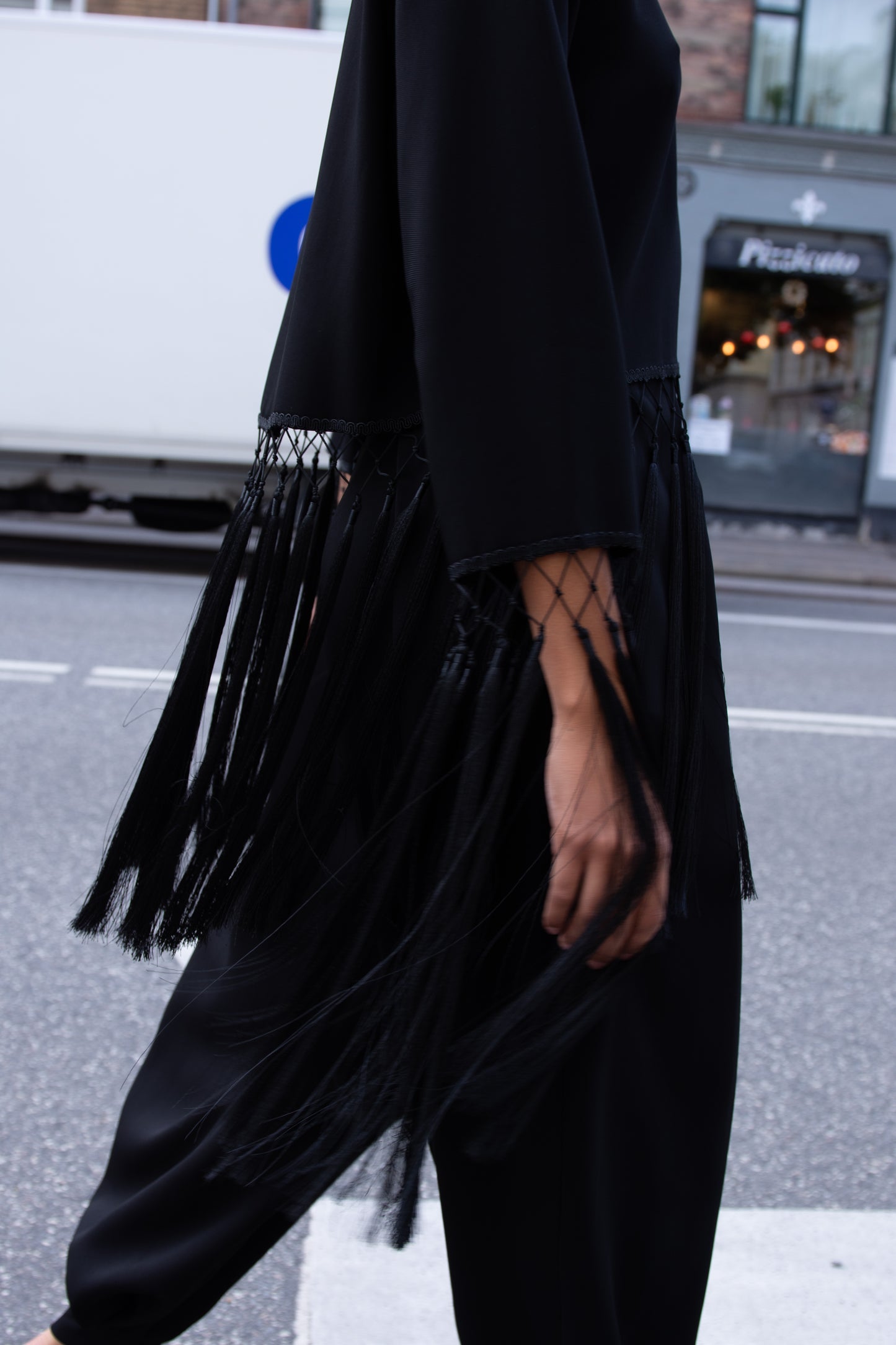 MR. LARKIN, Tara Fringe Top, Black