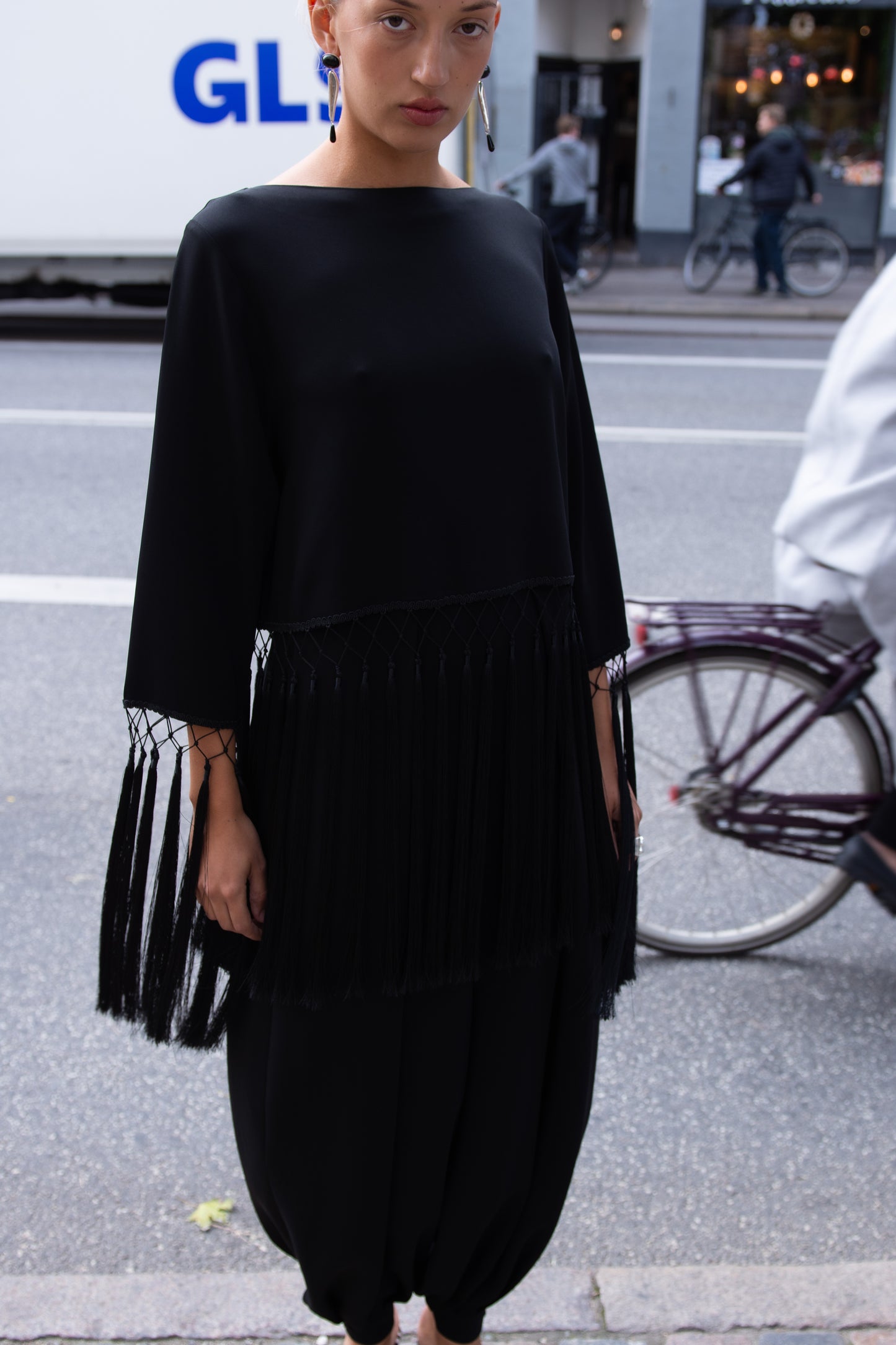 MR. LARKIN, Tara Fringe Top, Black