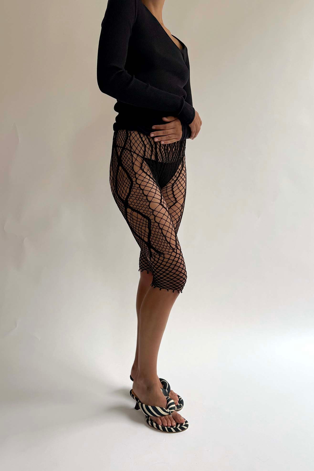 EUCHRONIA, Lace Shorts Pants, Black