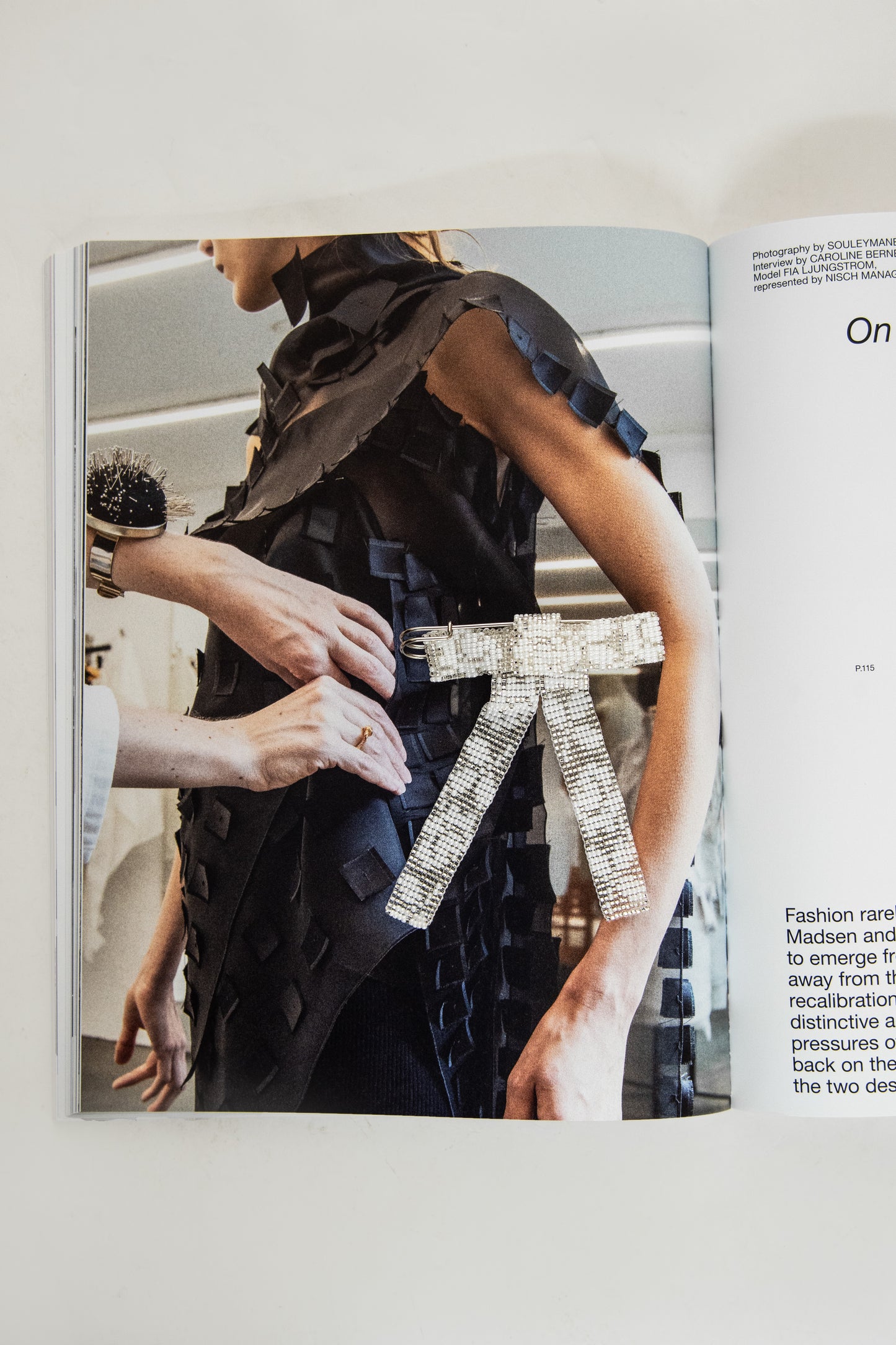 PURA UTZ, Lace Brooch