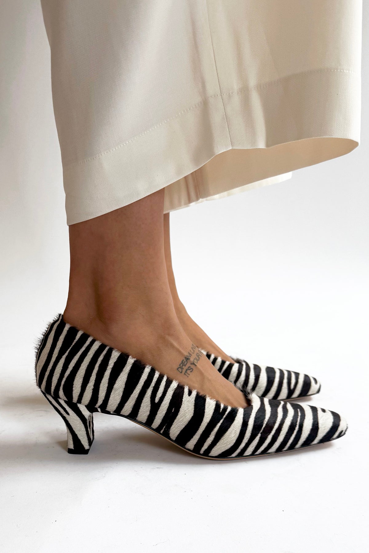 MR. LARKIN, Herring Heel, Ponyhair Zebra Small