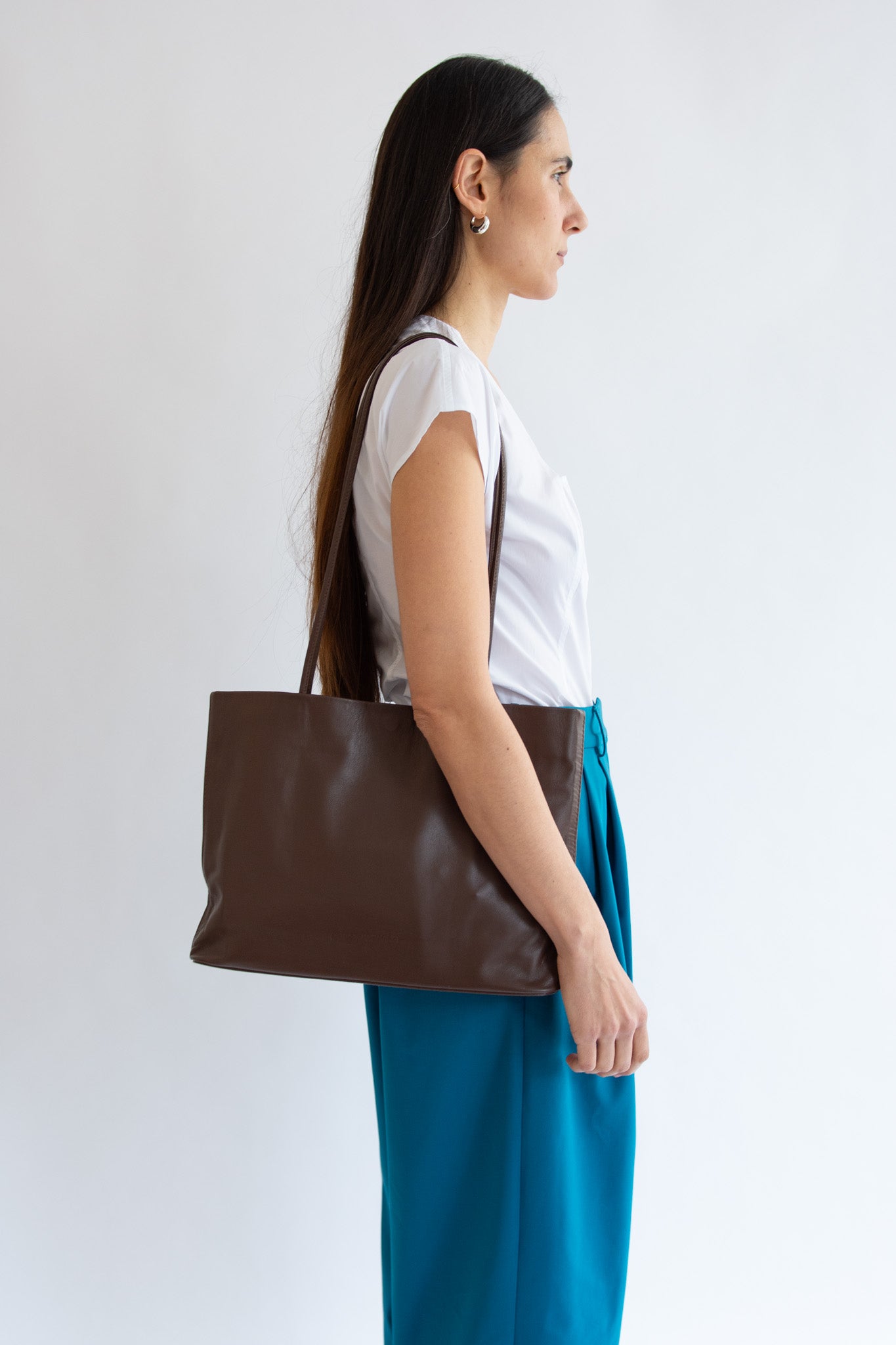 MODERN WEAVING, Narrow Oval Relaxed Tote, Cognac