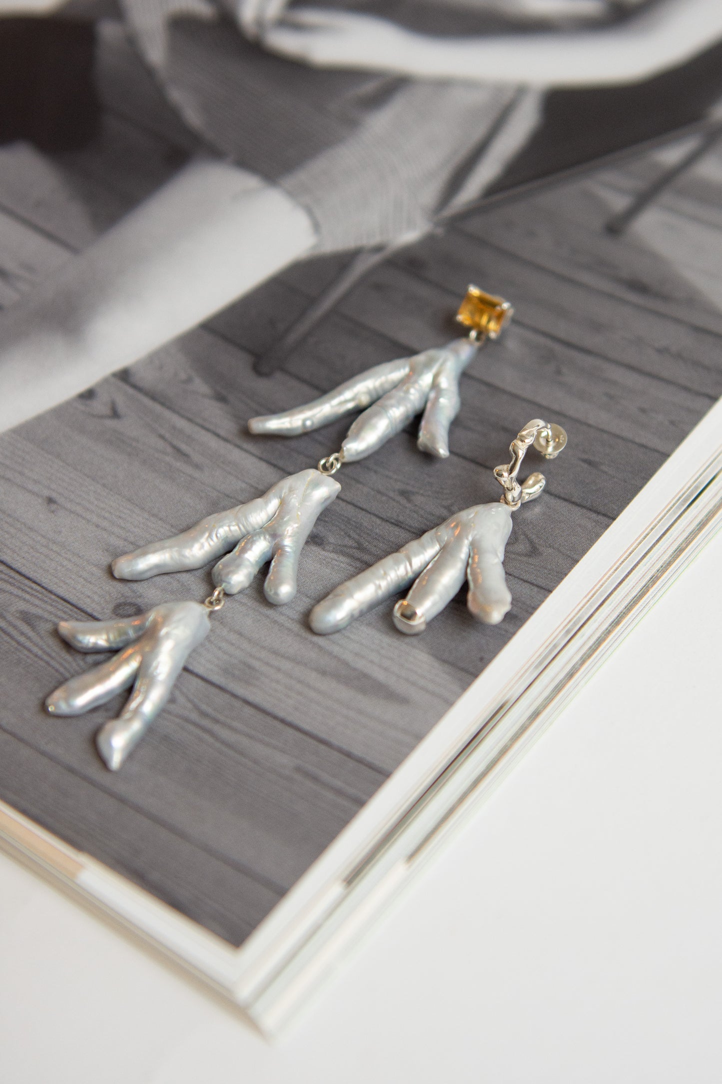 FARIS, Paw Drops Earrings, Silver/Citrine