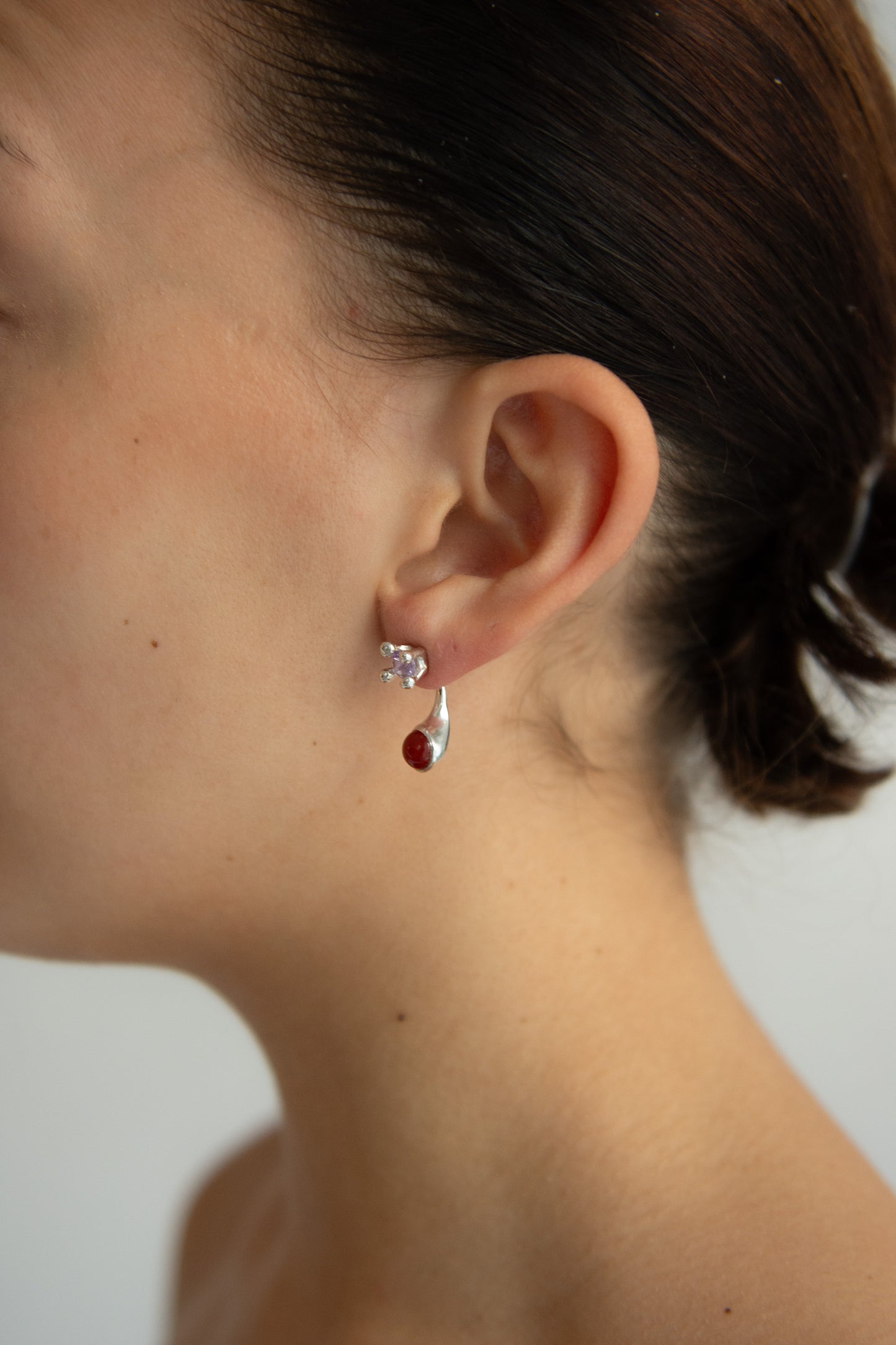 FARIS, Dotto Gem Stud Earrings, Pink Amethyst/Carnelian