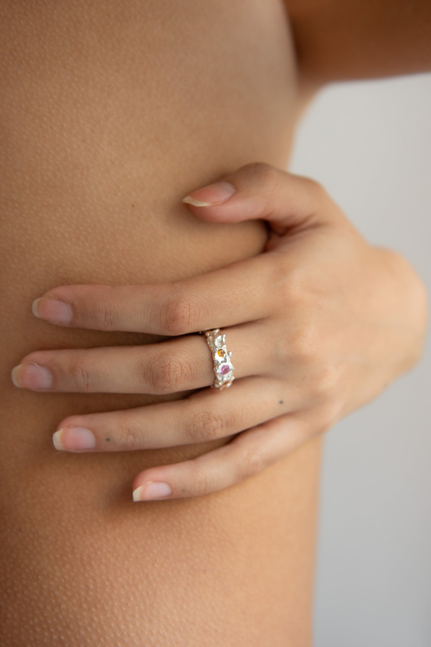 FARIS, Roca Gem Band Ring, Sapphires