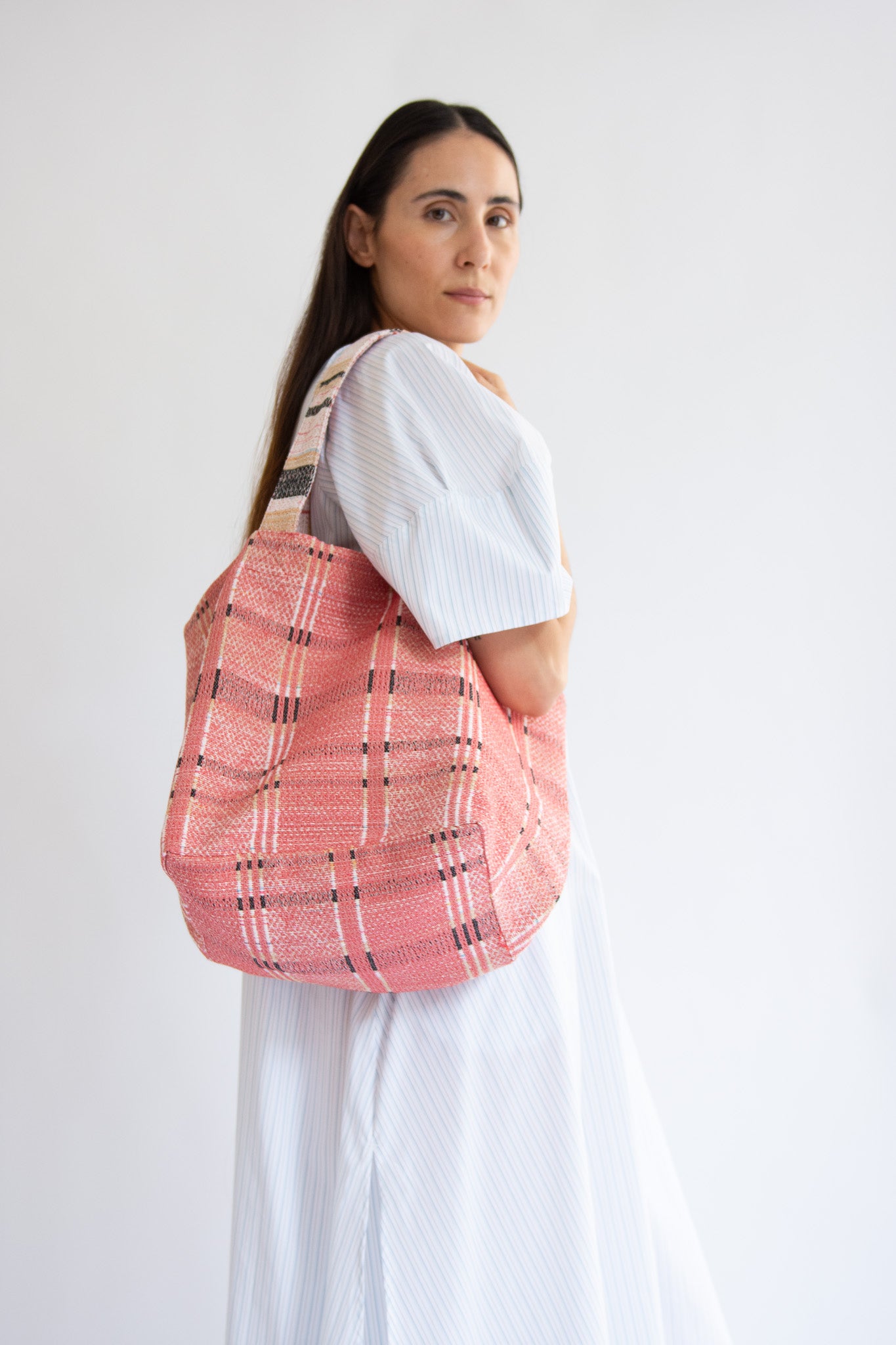 MR. LARKIN, Vega Tote, Multi/Red