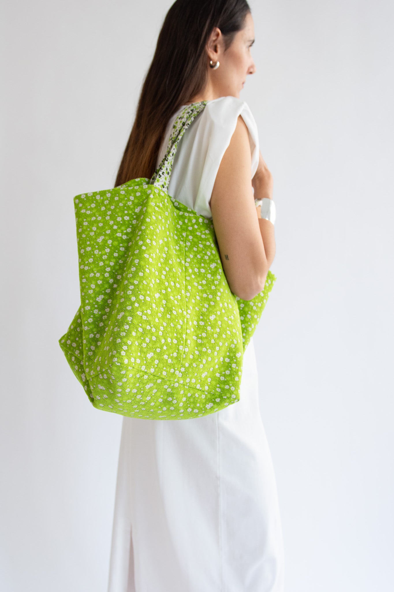 MR. LARKIN, Vega Tote, Acid Green