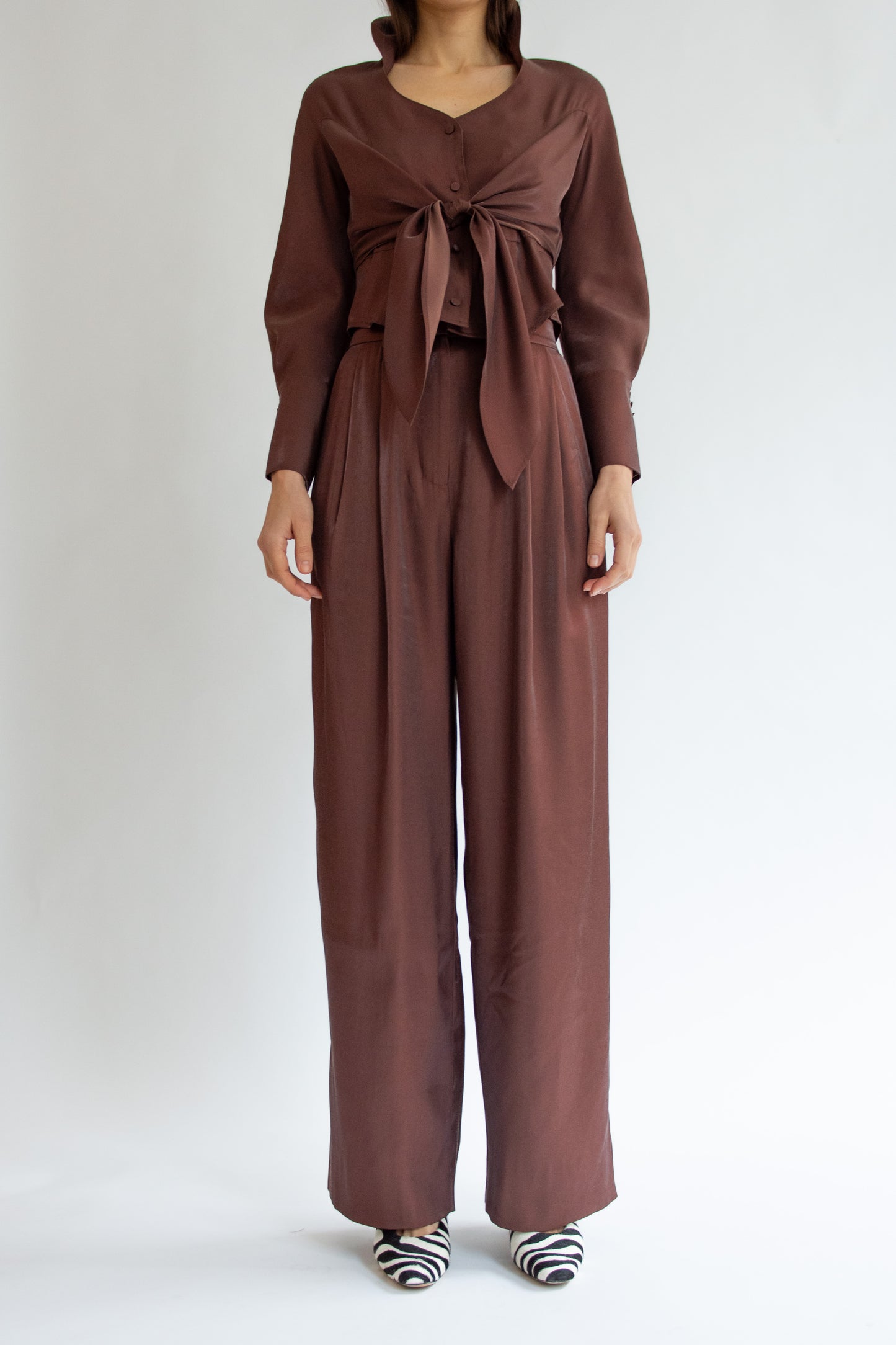 MR. LARKIN, Rosalie Top, Chocolate