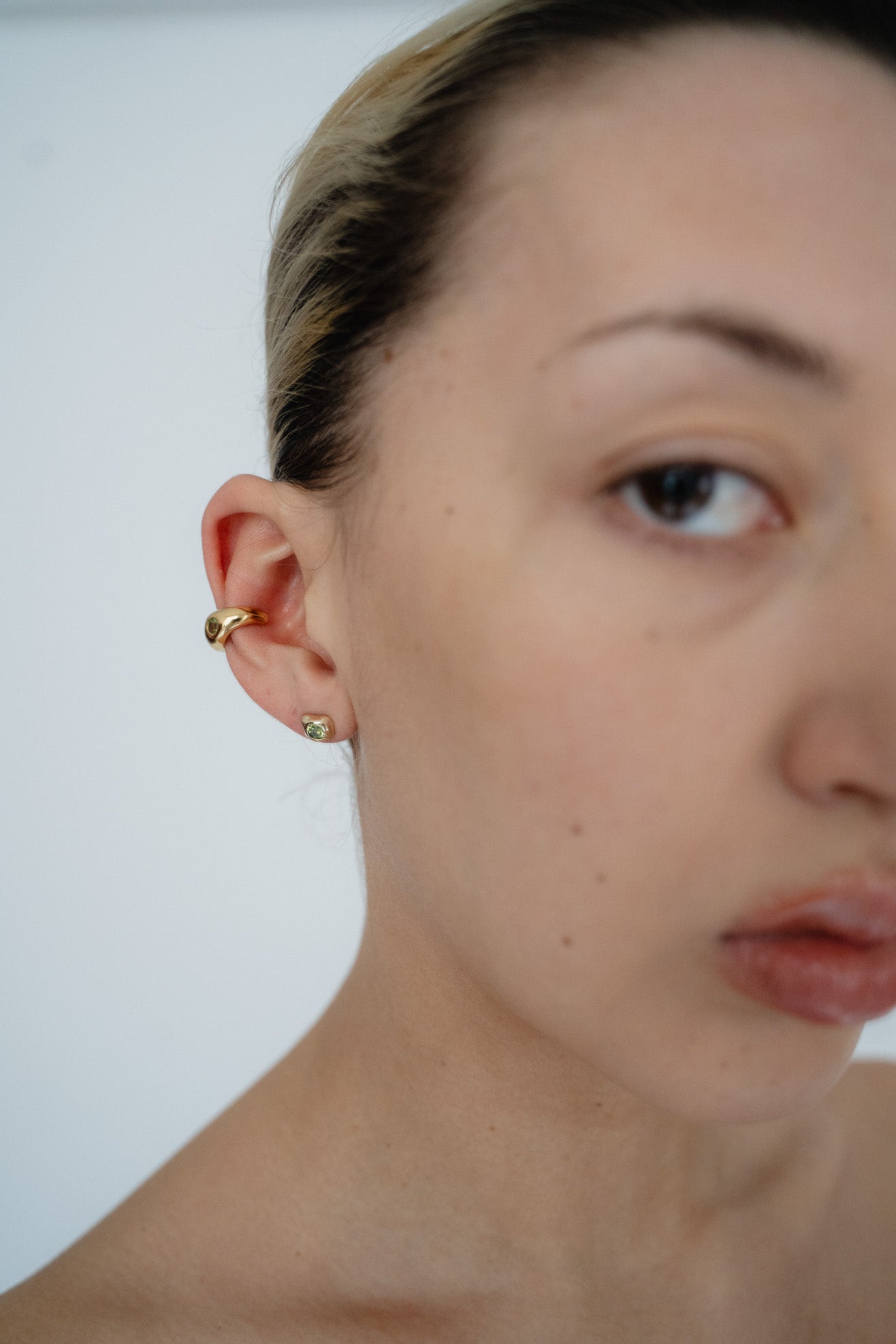 FARIS, Grosso Gem Ear Cuff