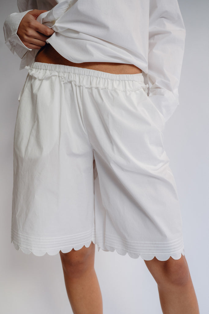 THE GARMENT, Cyprus Shorts, White