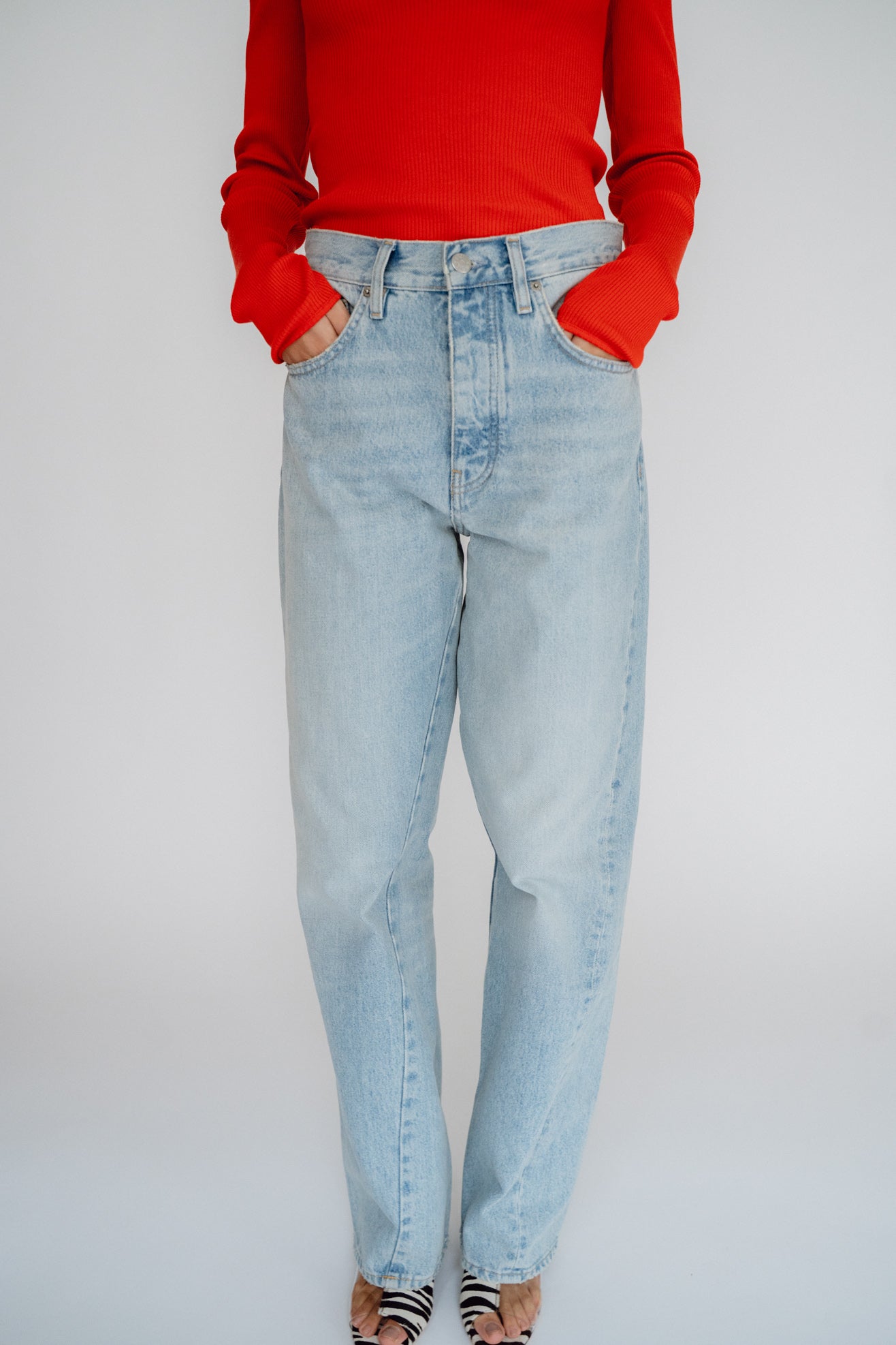 SUNFLOWER, Wide Twist Jean