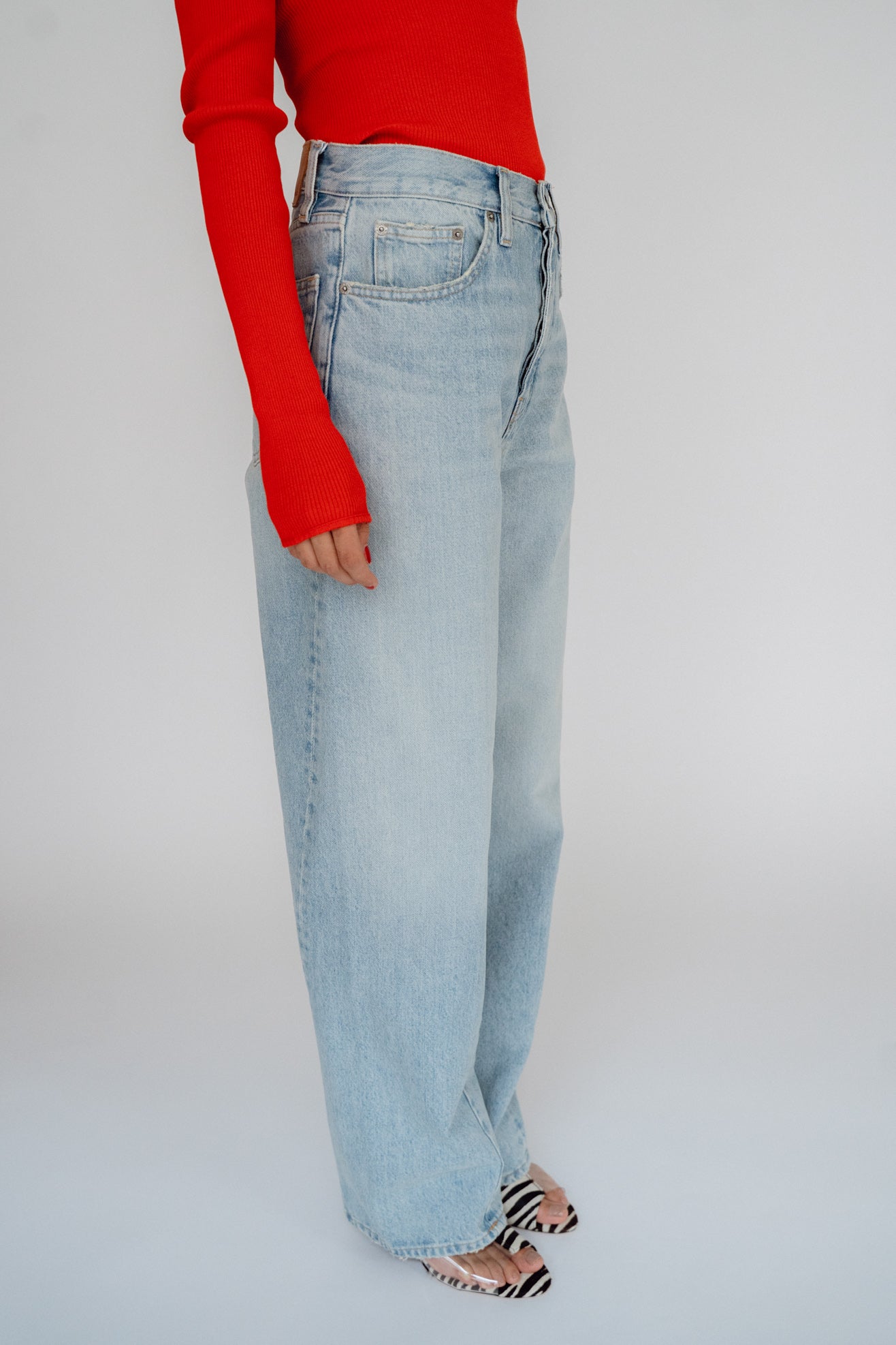 SUNFLOWER, Wide Twist Jean