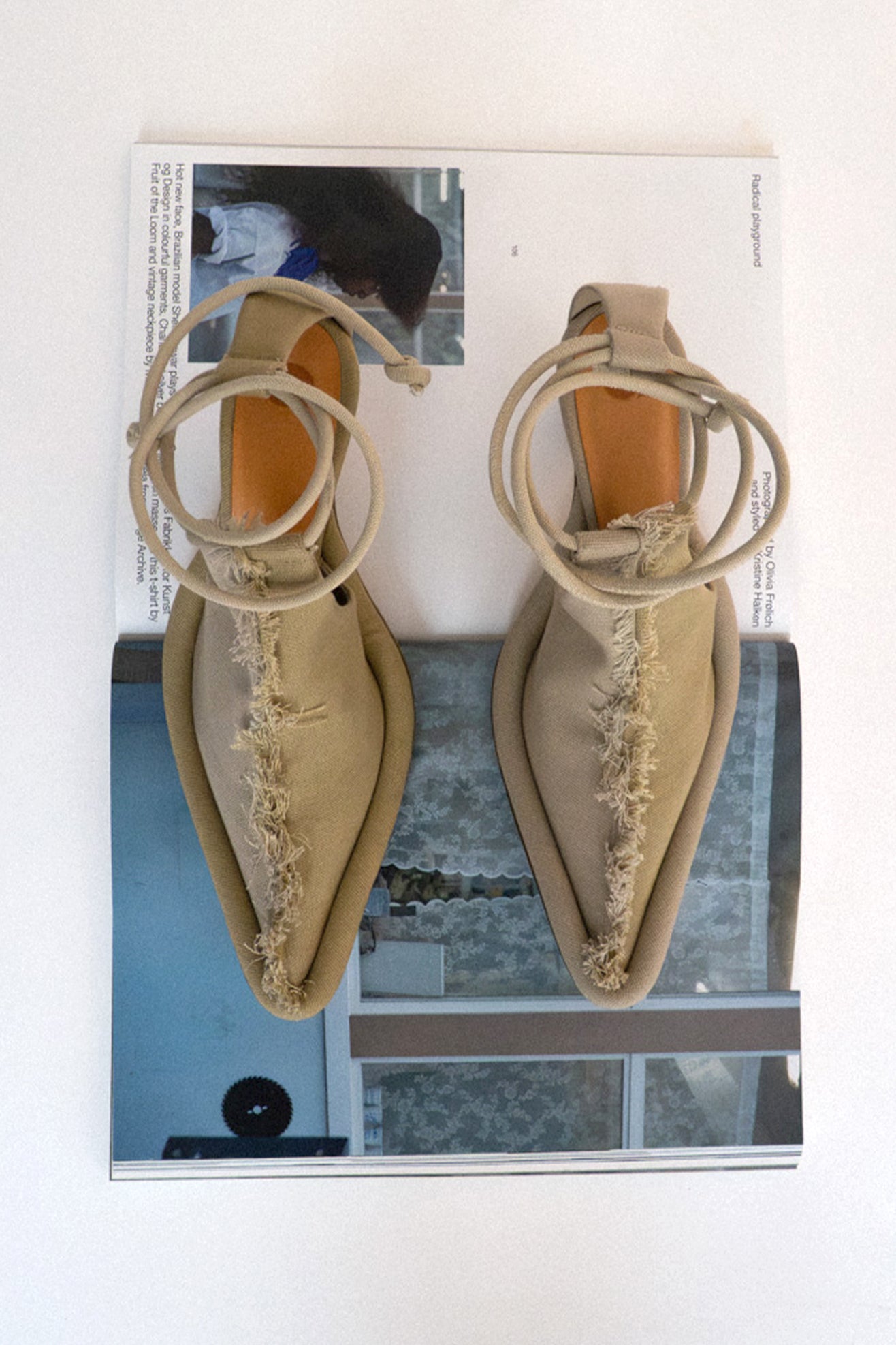 Ugo Paulon, Sabby Mule, Beige