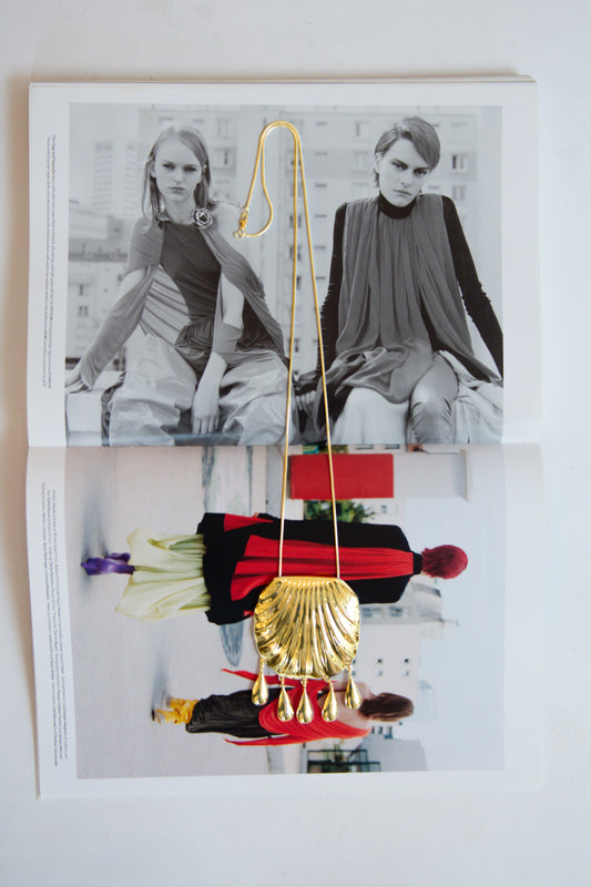 JUJU VERA, Petra Shell Pendant, Gold