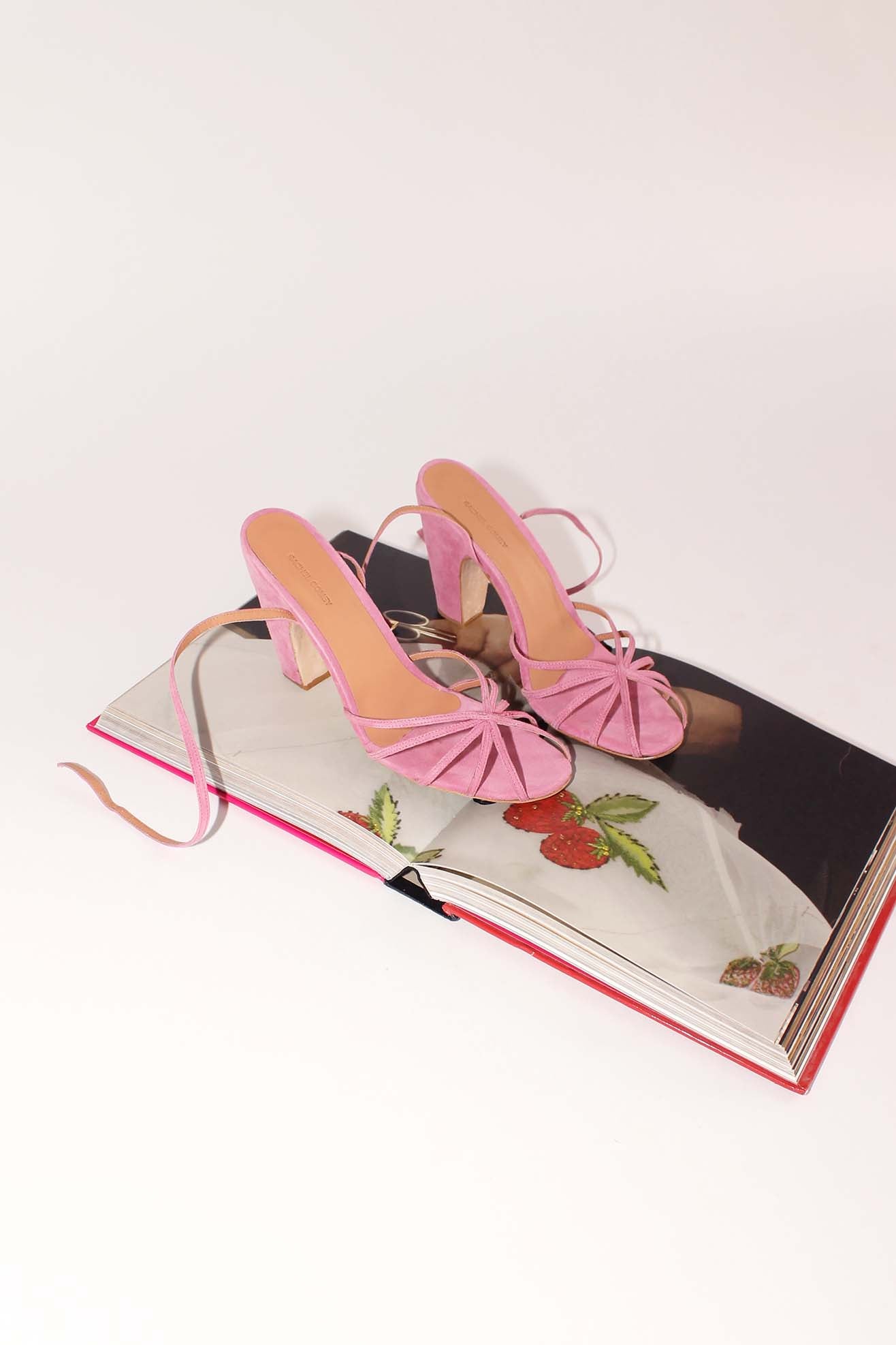 RACHEL COMEY, Jordan Heel, Pink